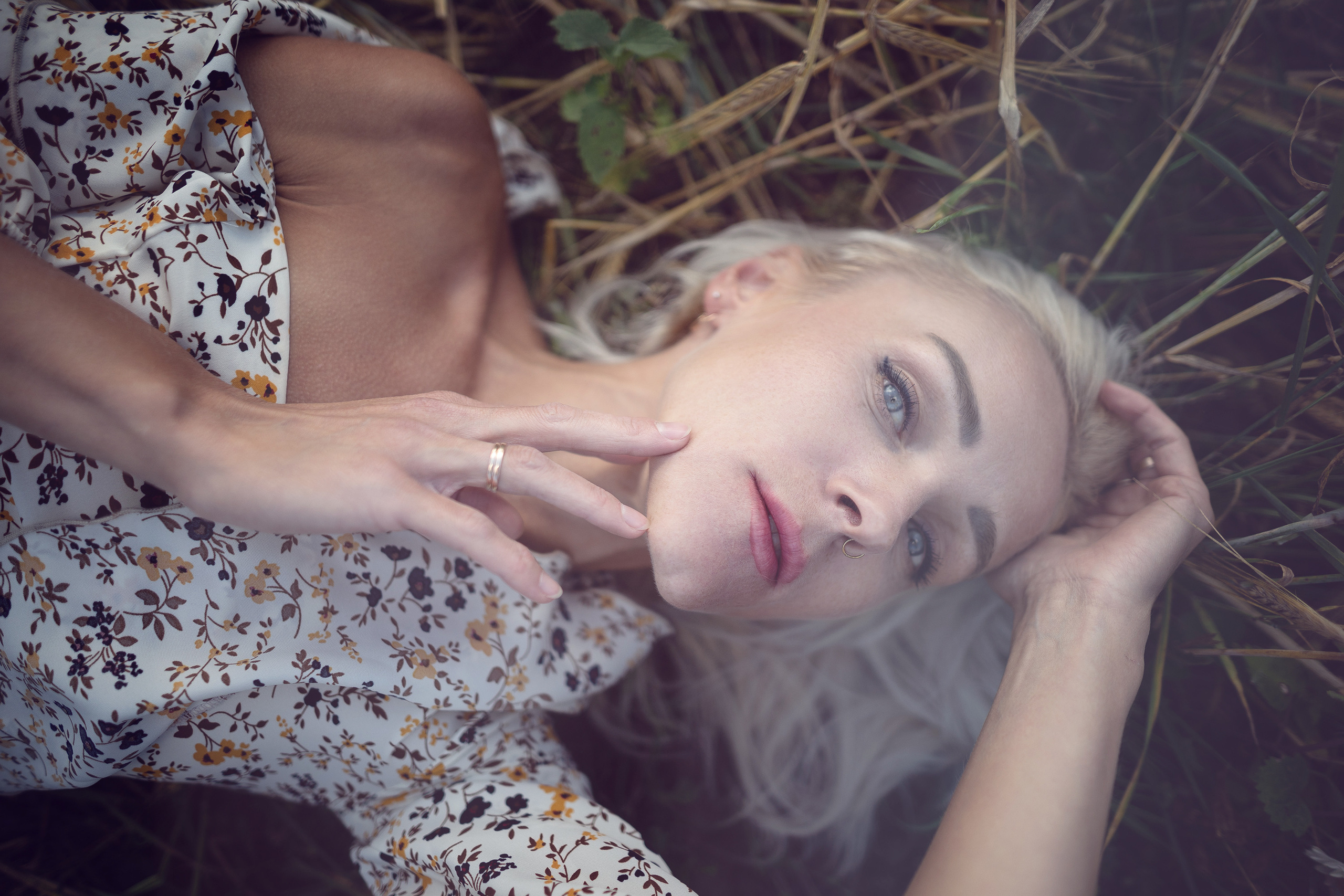 Летняя фотоссесия на речке. Фотограф Шитиков Роман, Roman Rabbit. Роман Шитиков —свадебный, семейный фотограф в Санкт-Петербурге