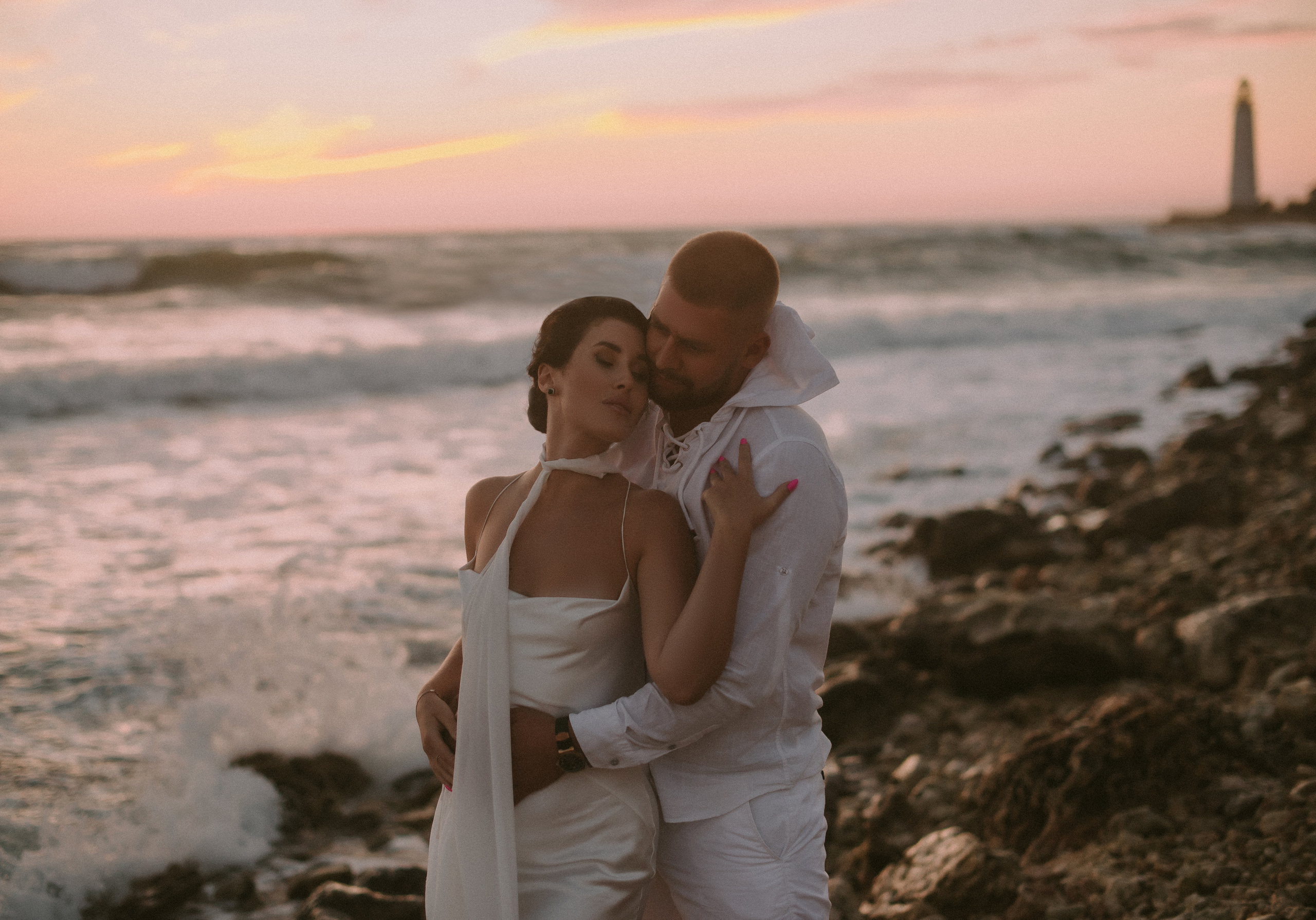 Казачья бухта. закат для двоих. Свадебный, женский, семейный фотограф в Севастополе Юлия Мошенко