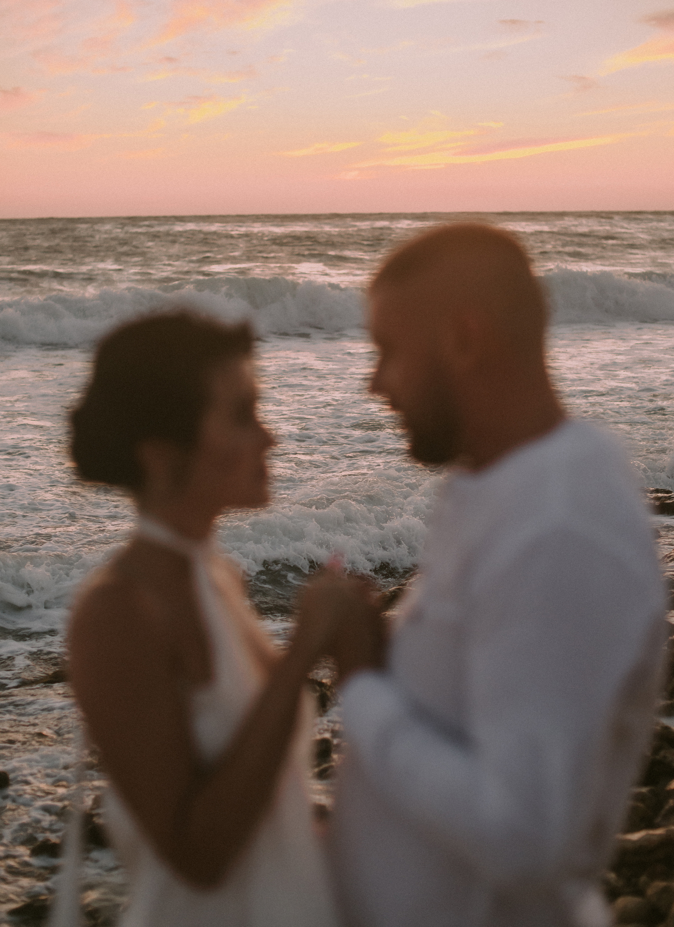 Казачья бухта. закат для двоих. Свадебный, женский, семейный фотограф в Севастополе Юлия Мошенко