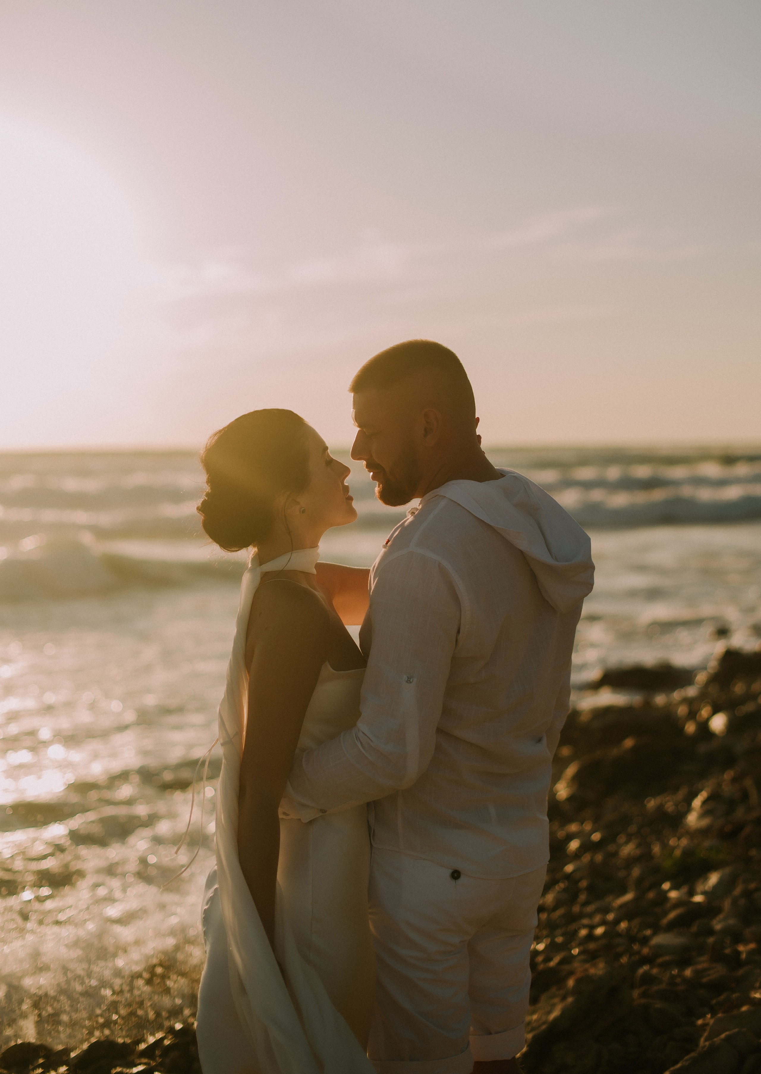 Казачья бухта. закат для двоих. Свадебный, женский, семейный фотограф в Севастополе Юлия Мошенко