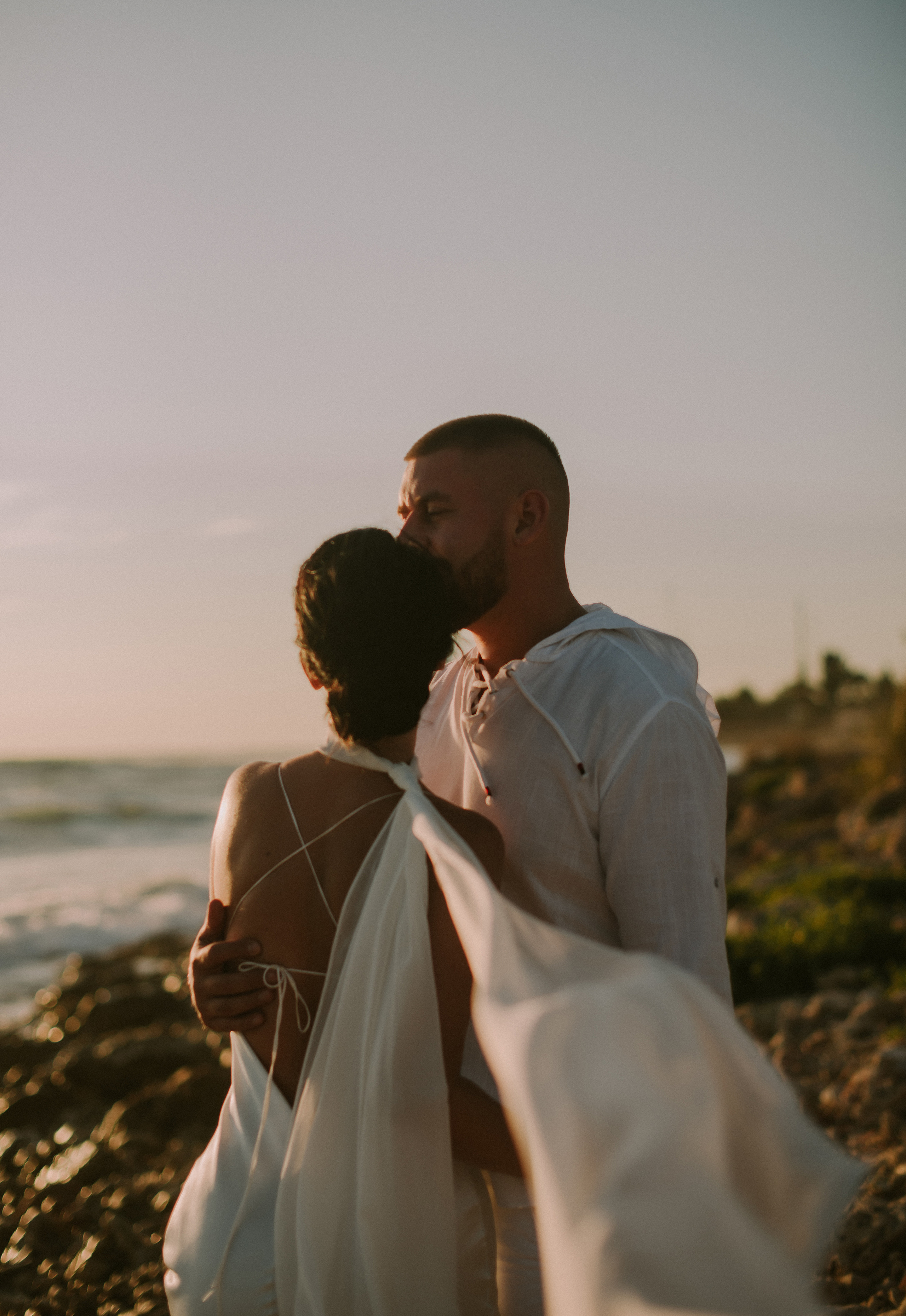 Казачья бухта. закат для двоих. Свадебный, женский, семейный фотограф в Севастополе Юлия Мошенко