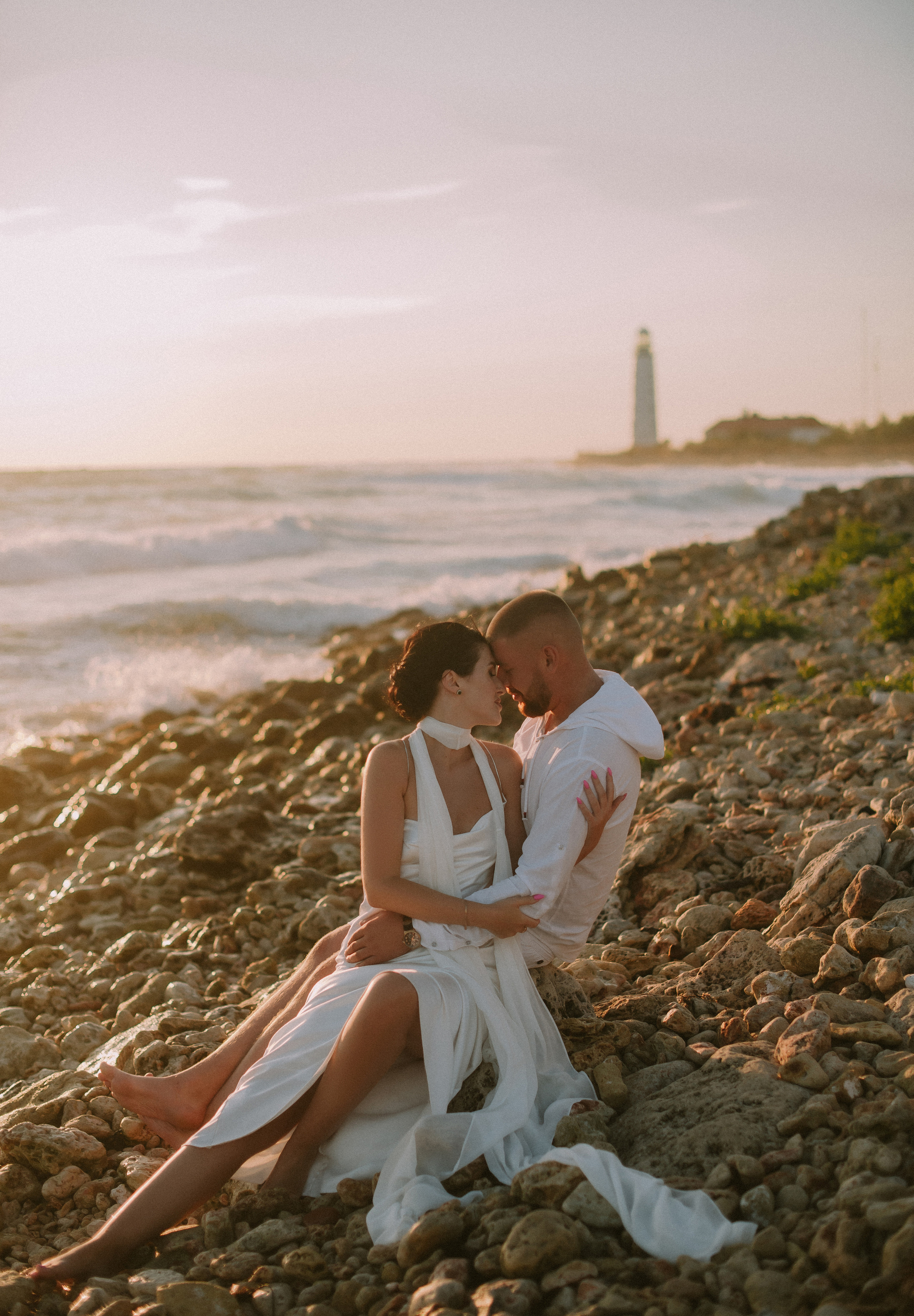 Казачья бухта. закат для двоих. Свадебный, женский, семейный фотограф в Севастополе Юлия Мошенко