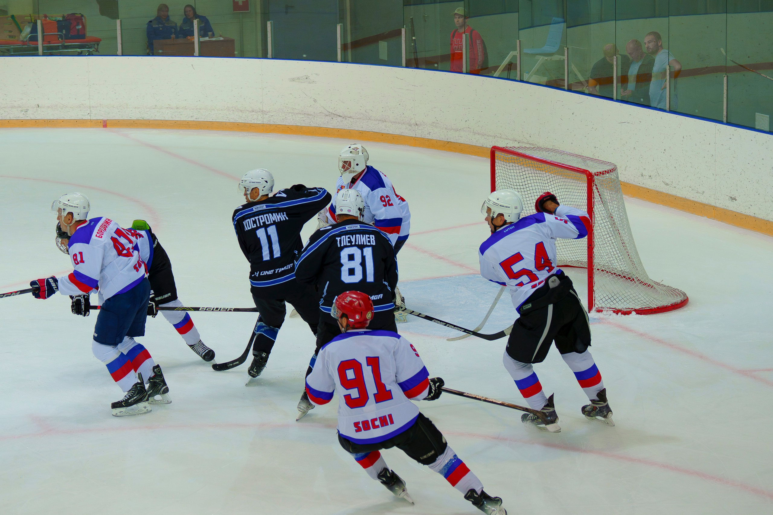 Фотосъемка хоккейных матчей в Сочи. Фотограф видеограф Геннадий Янбаев в Сочи, Краснодаре