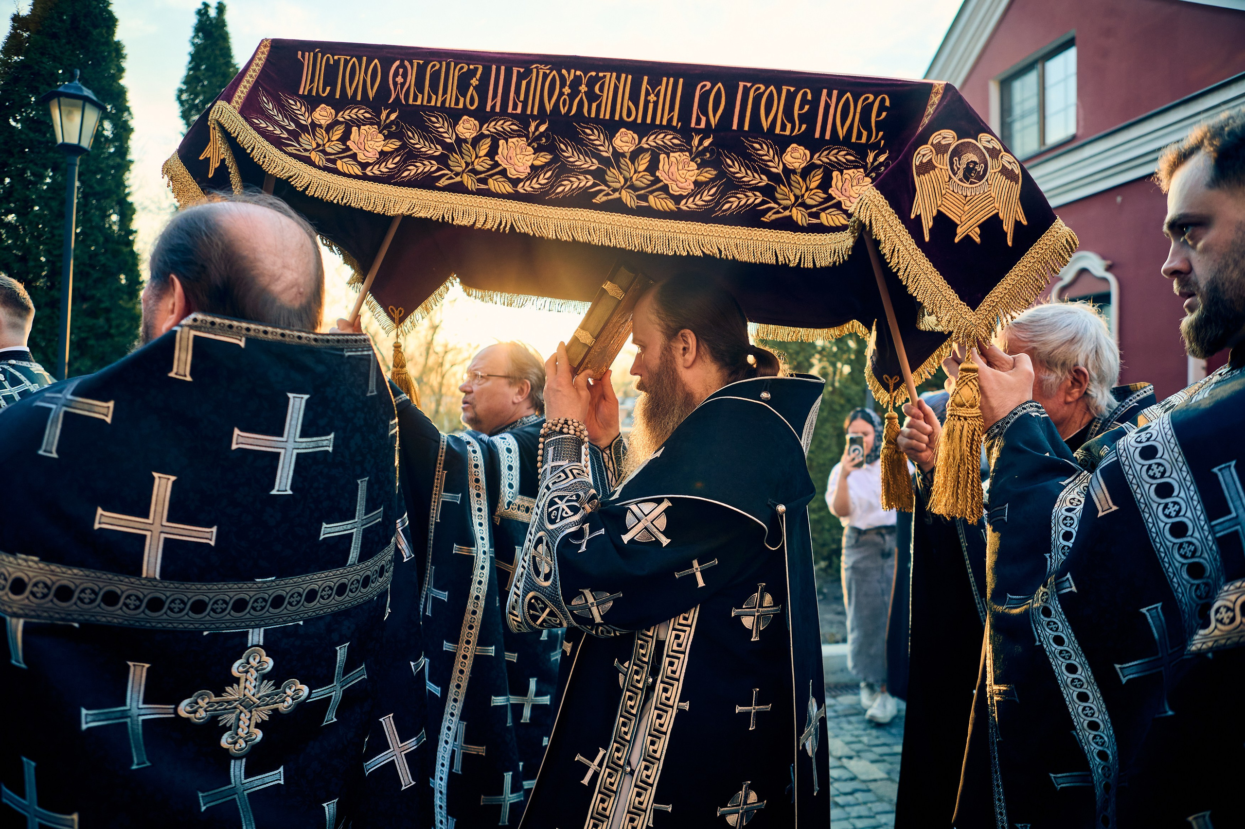 Утреня Погребение Спасителя. DMITRY MOISEENKO — фотограф, художник, топ-стилист