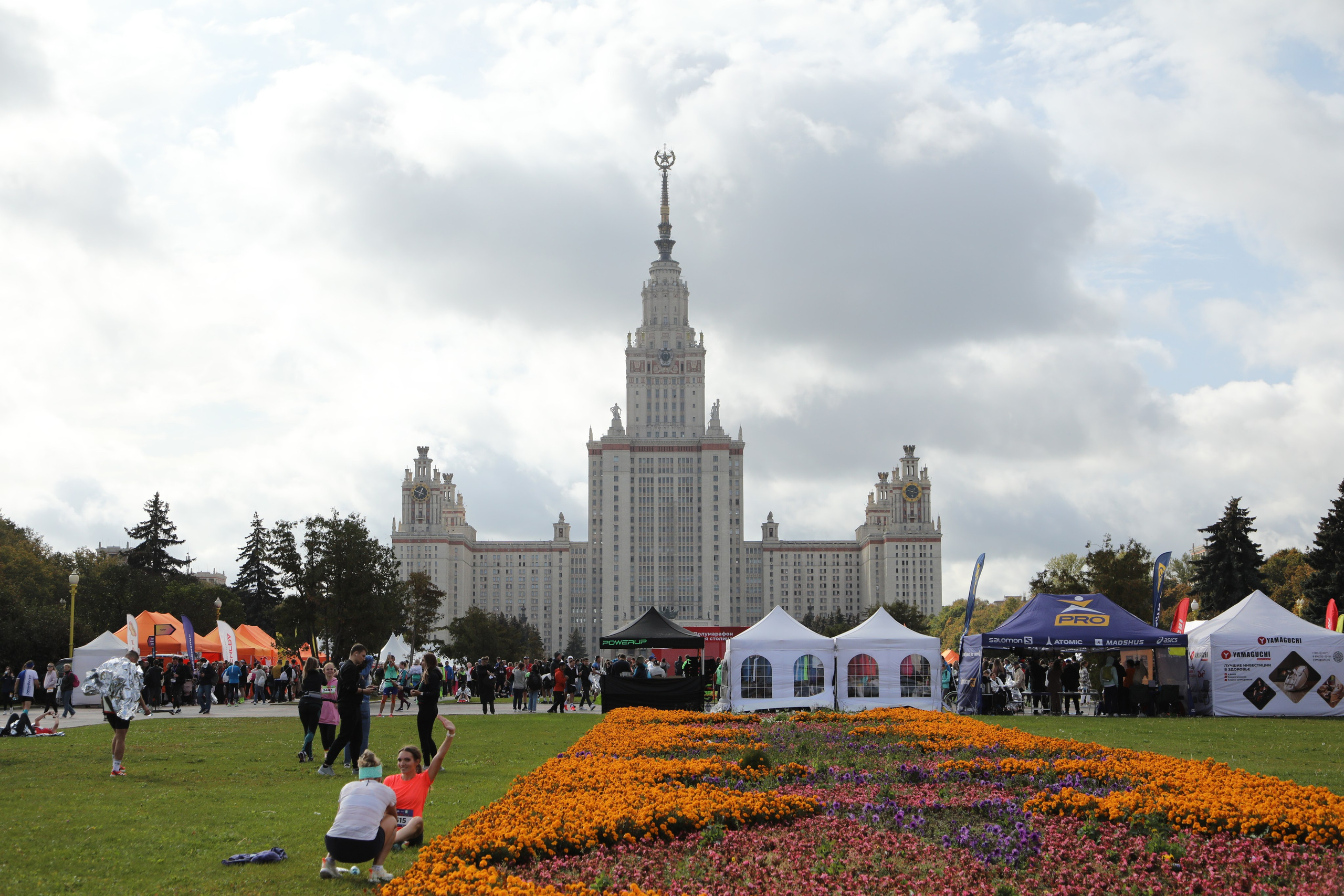 Полумарафон Моя столица, 1 октября 2023 г. Фотограф Сергей Ловкий