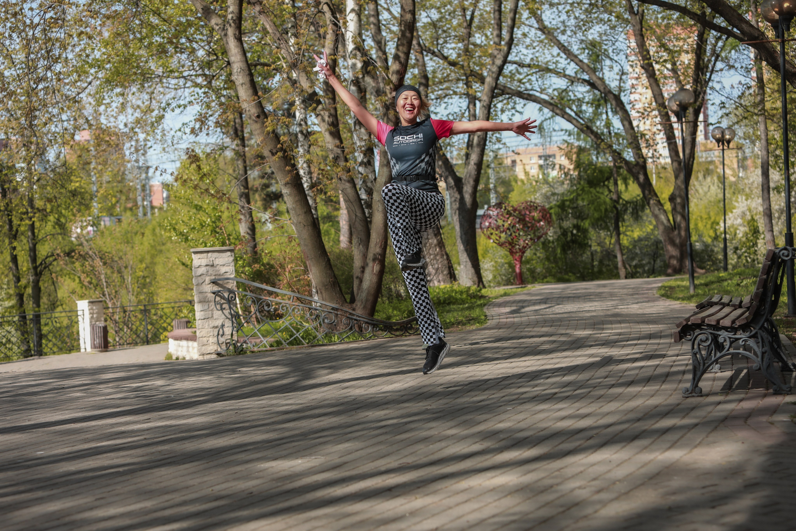 Черно-белый 101 забег 5 вёрст Химки. Фотограф Сергей Ловкий