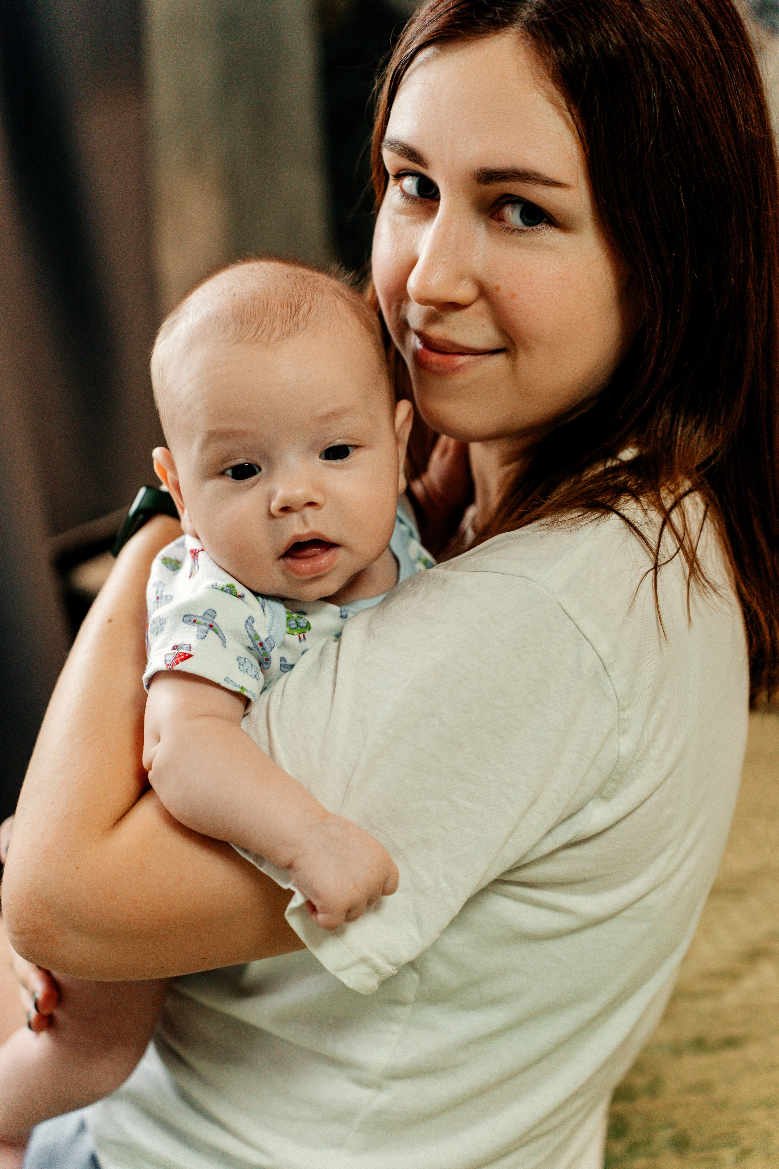 Оля и Ромка (домашняя фотосессия). Ваш семейный фотограф в Минске — Вика Трегубова