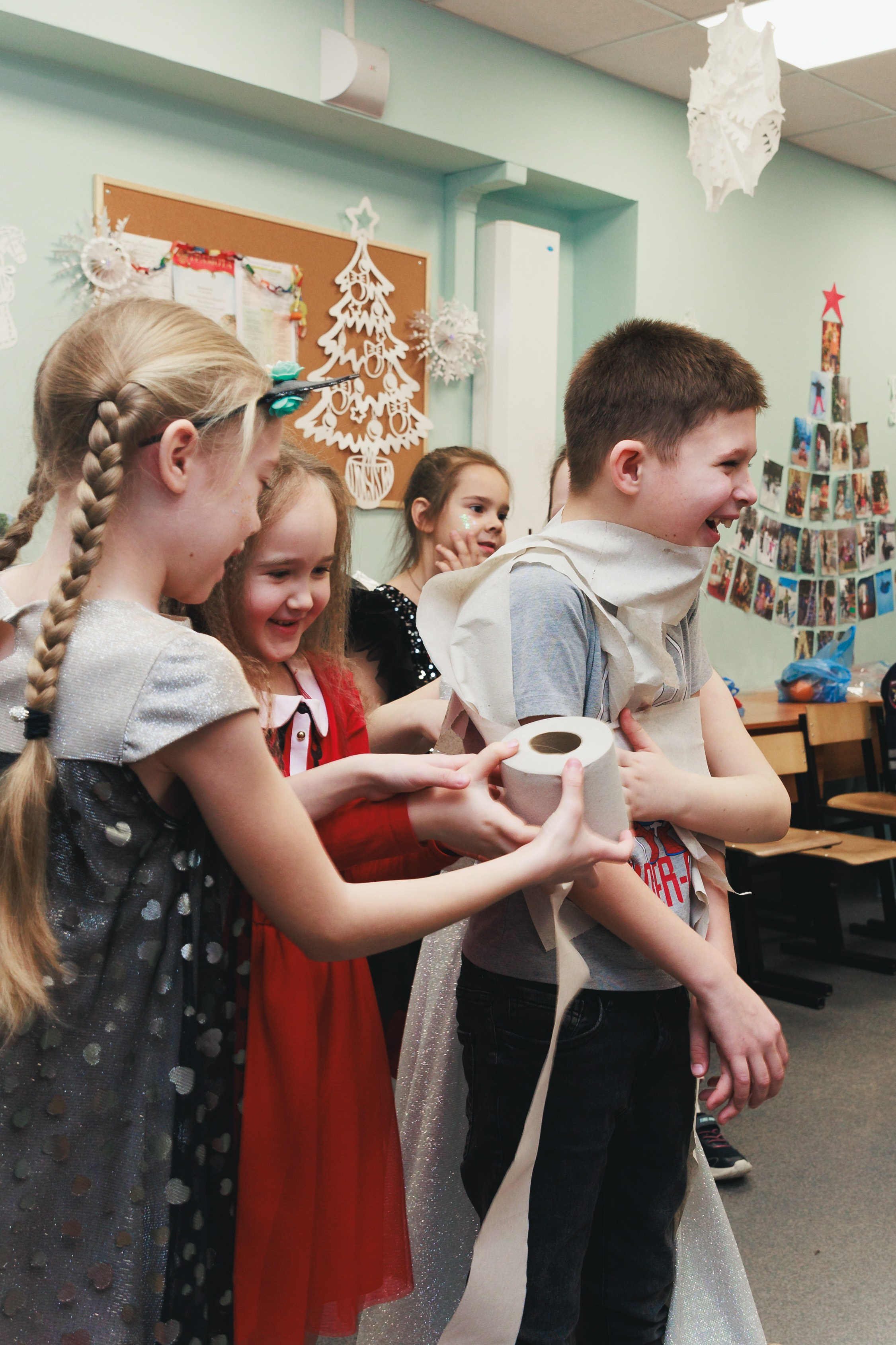Новогодний утренник в начальной школе. Фотограф Воронеж, Новая Усмань Мария Бублик