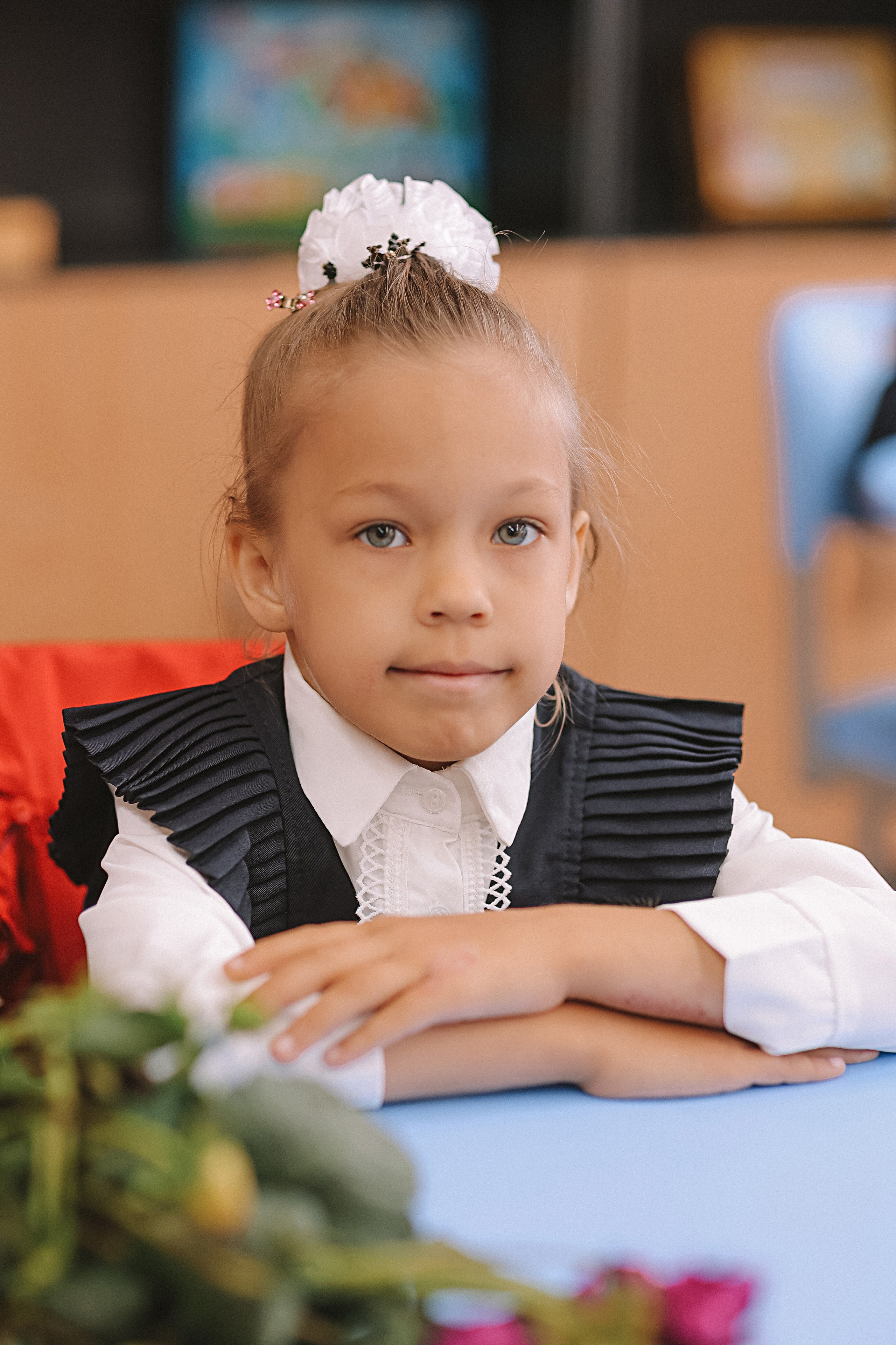 1 сентября линейка+кл час+портреты. Семейный фотограф Тюмень, фотограф на роды Салмина Мария