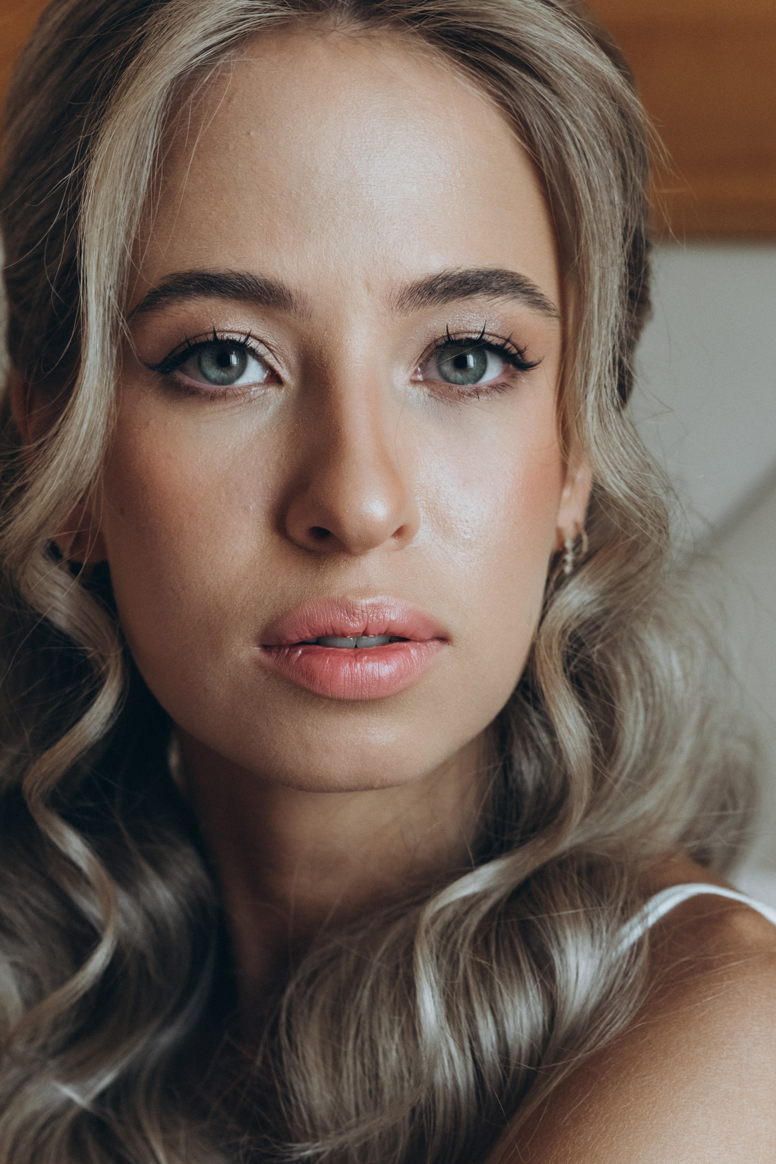 Утро и роспись Виктора и Марии. Ваш фотограф в Одинцовском районе и Москве