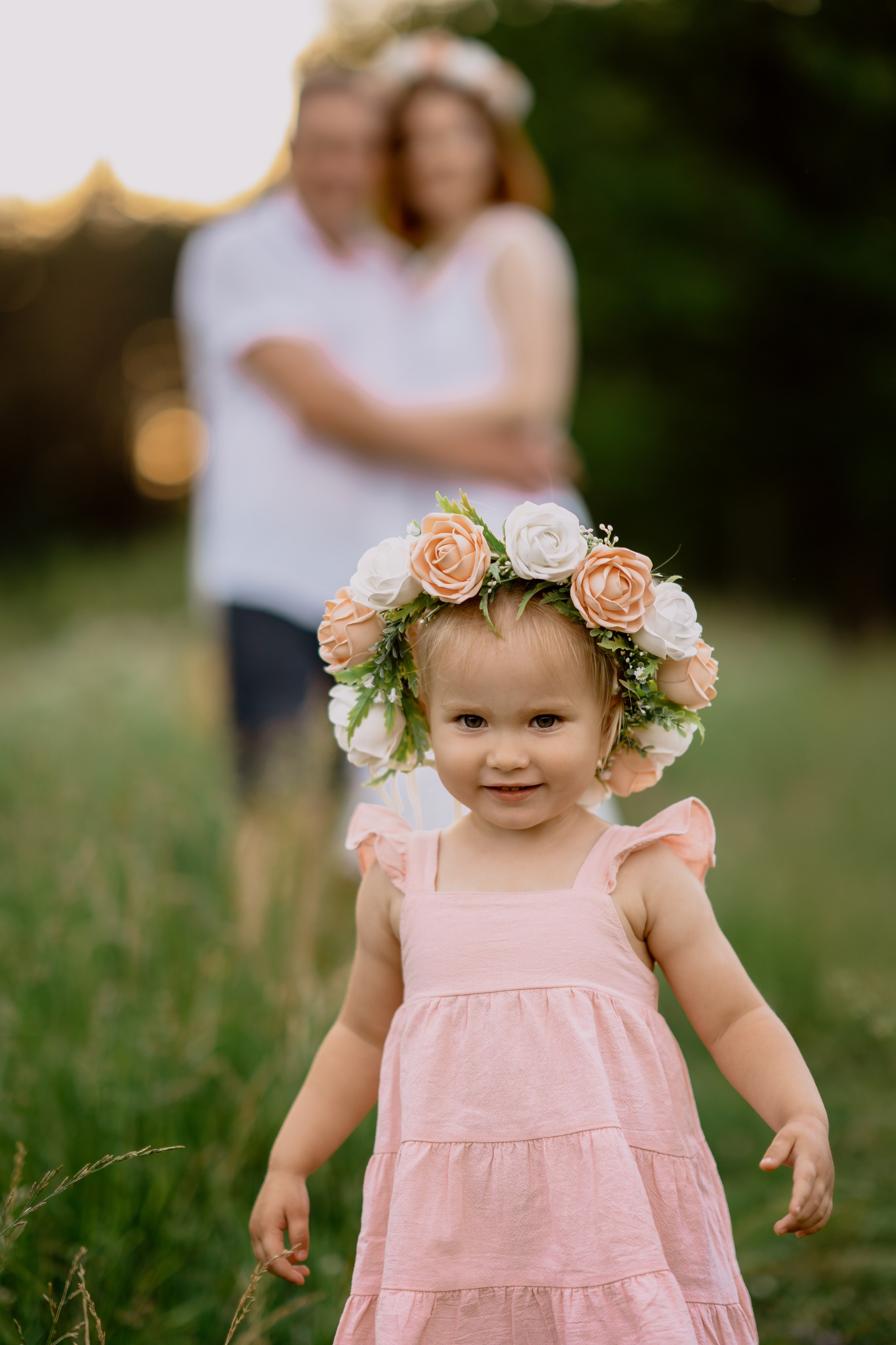 Фотосессия в люпинах. Анюта с мамой и папой. Семейный и детский фотограф в Сергиев Посаде, Хотьково Якимчук Любовь