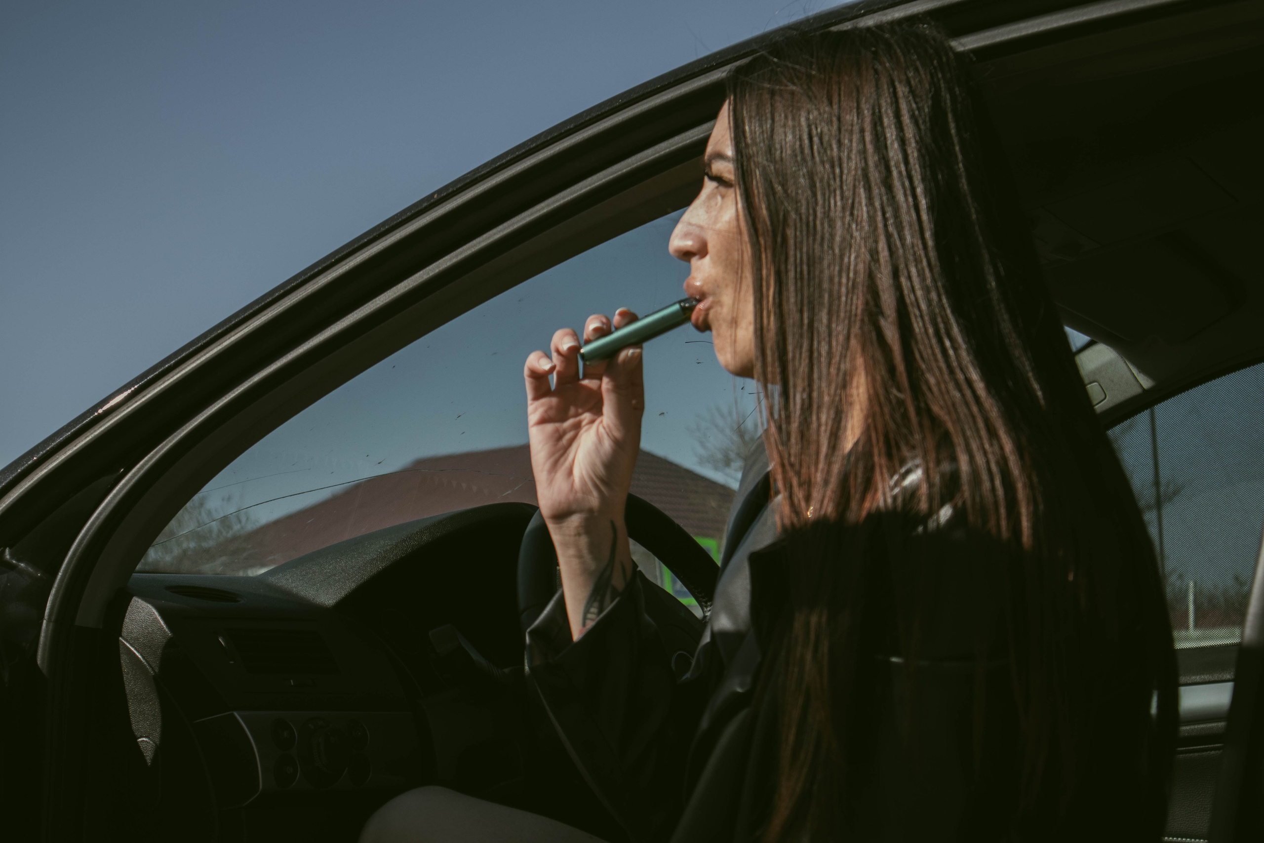 Р. Уличный фотограф Города N