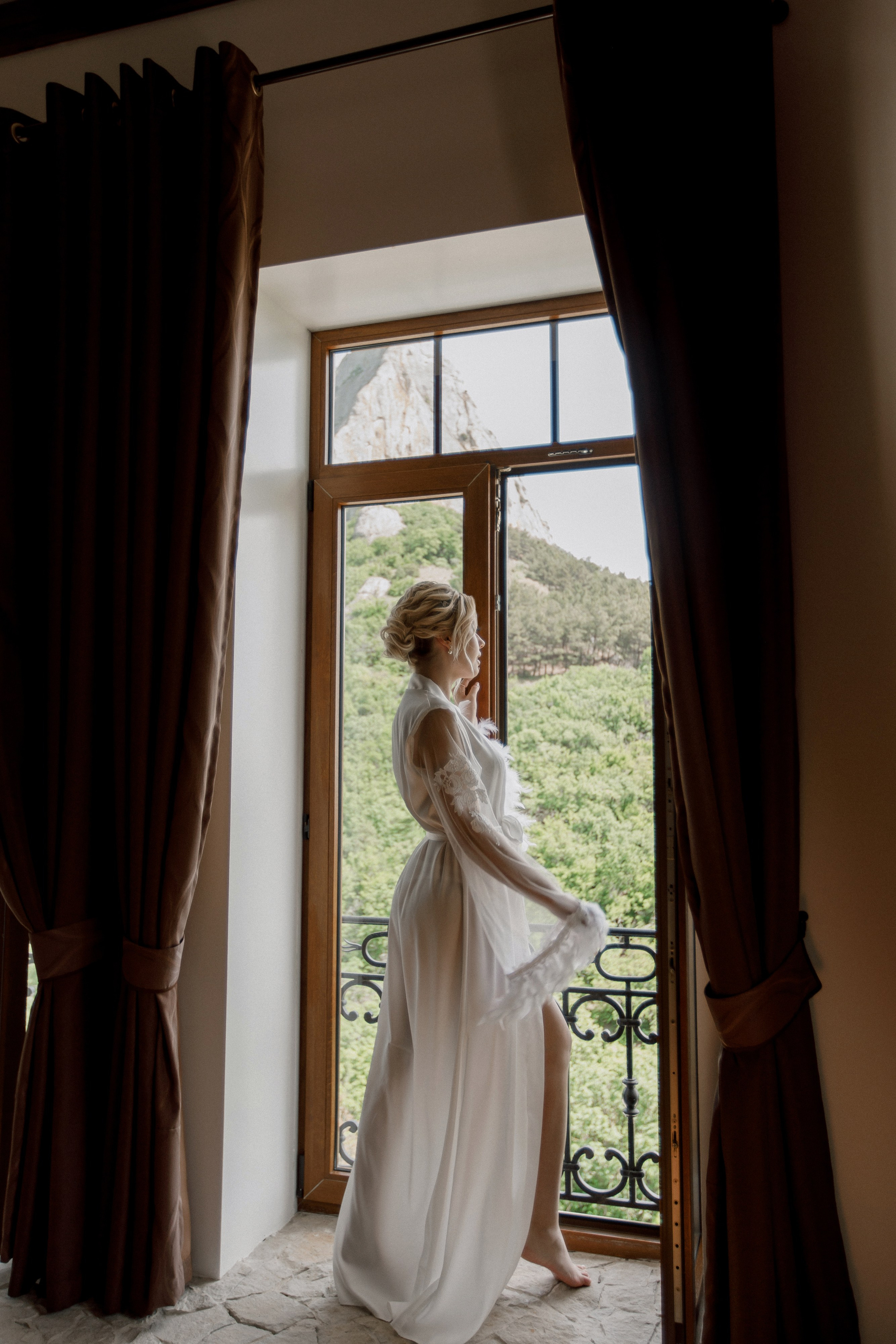 Денис и Алина. Белый замок. Фотограф Анна Лейман. Севастополь