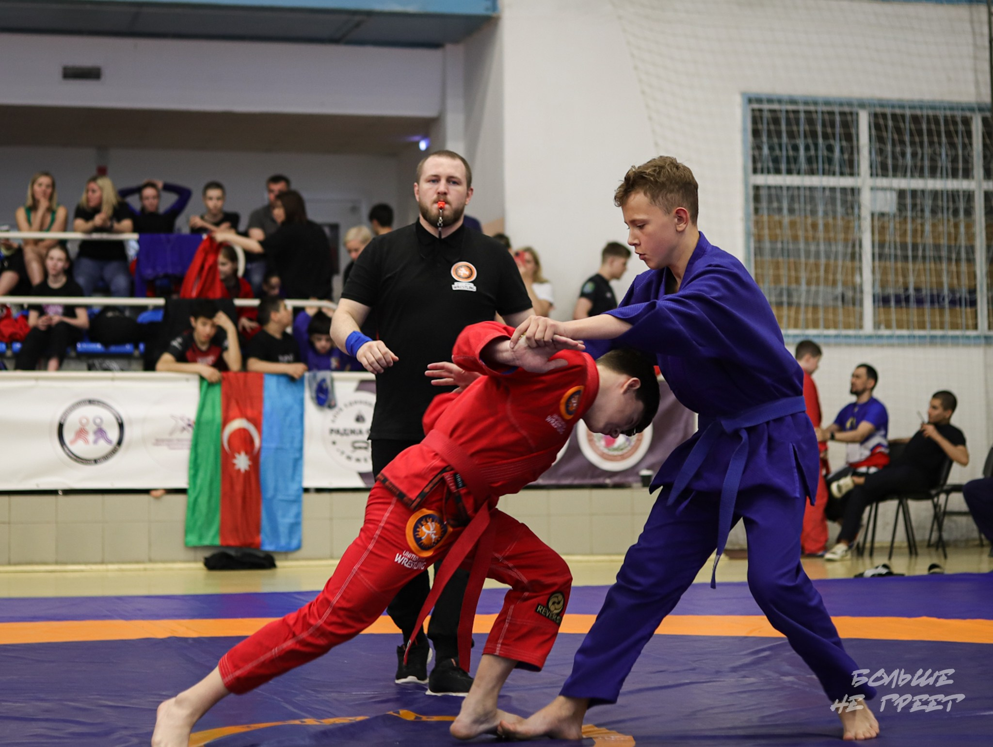 ПЕРВЕНСТВО УРФО ПО СПОРТИВНОЙ БОРЬБЕ ГРЭППЛИНГ И ГРЭППЛИНГ-ГИ. Больше не греет