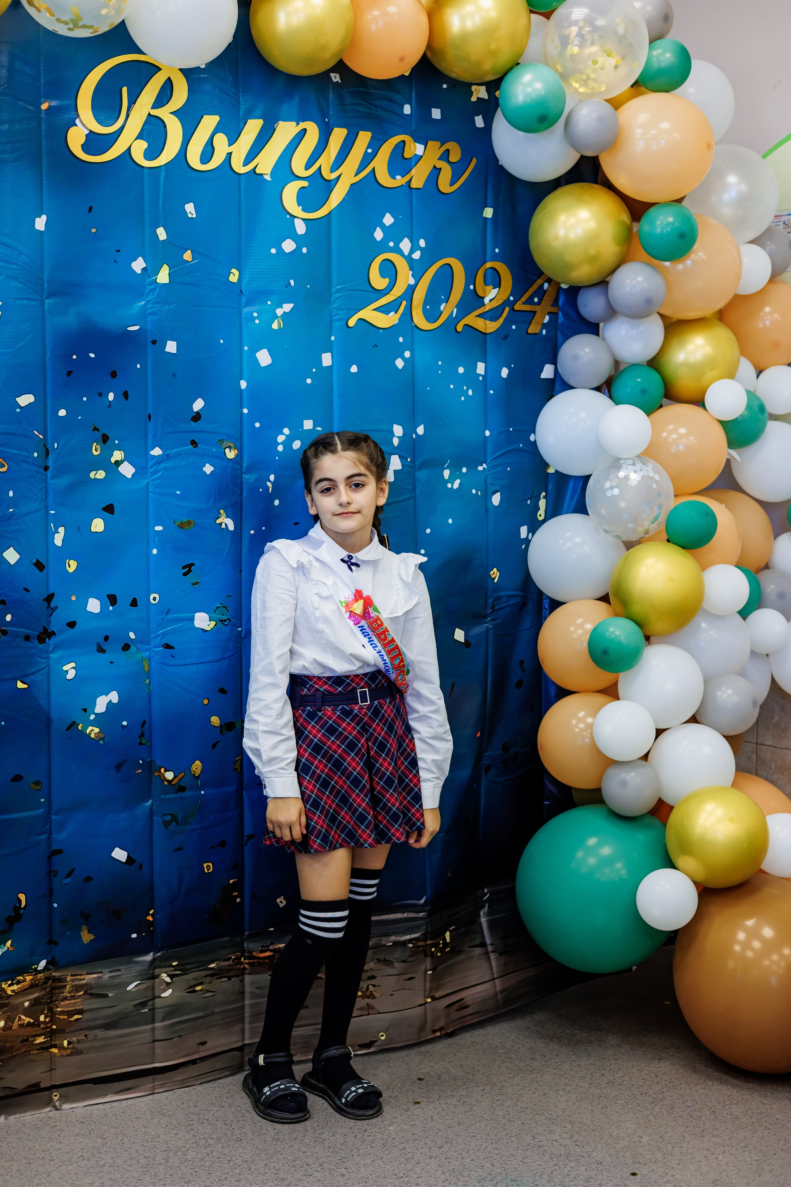 Выпуск 4а 25школа'24 год. Свадебный и семейный фотограф в Армавире