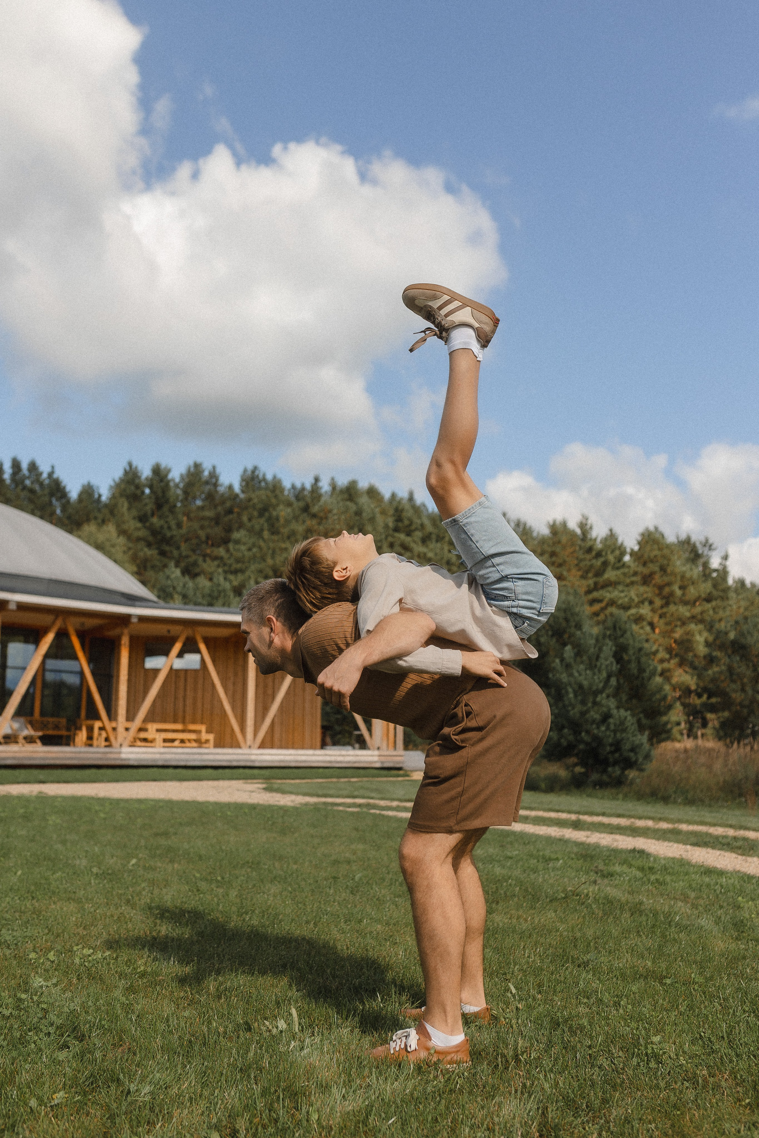 Бумажные самолетики. Семейный фотограф в Нижнем Новгороде Доронина Юлия