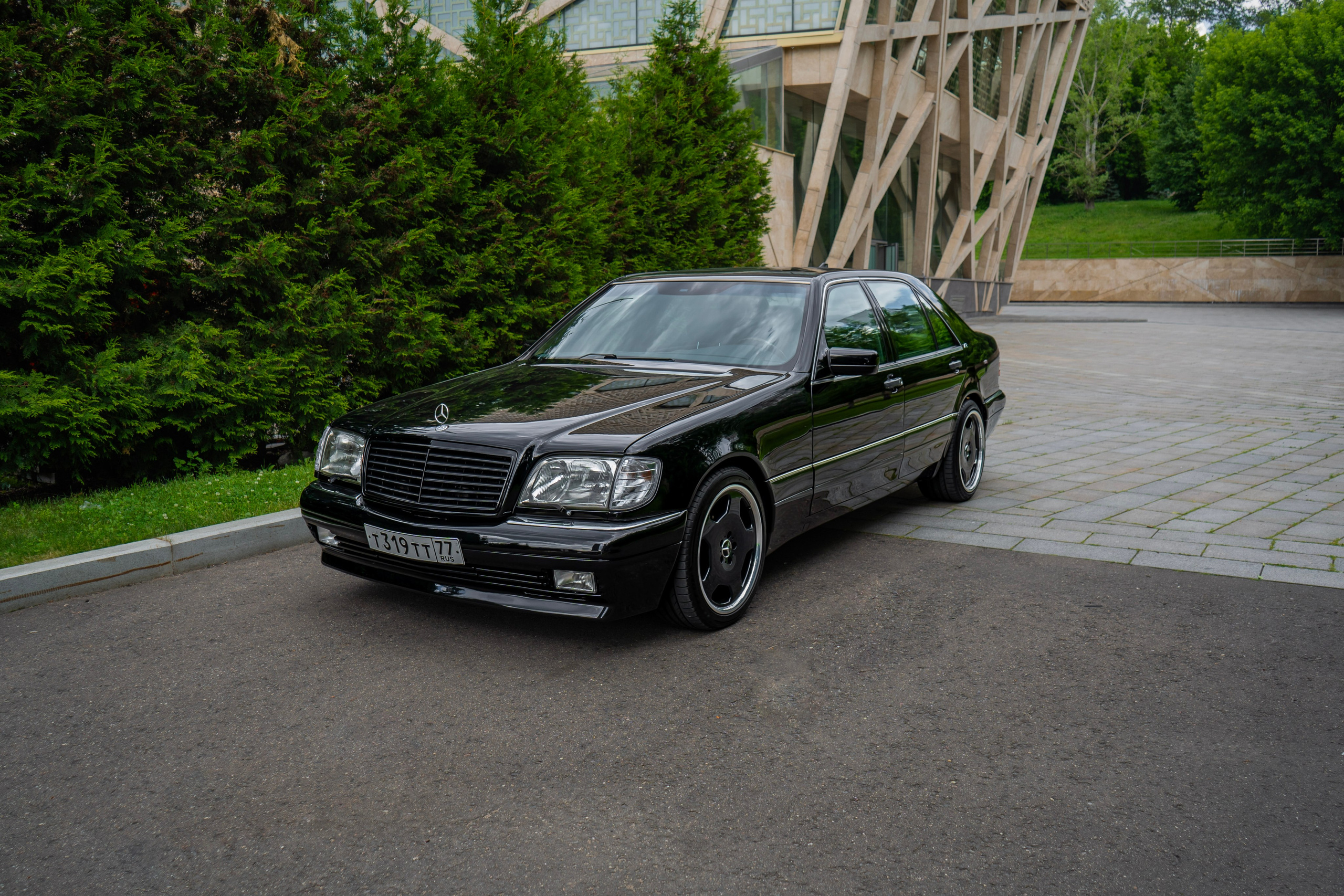Mercedes W140. Автомобильный фотограф Ногинск Денис Городок