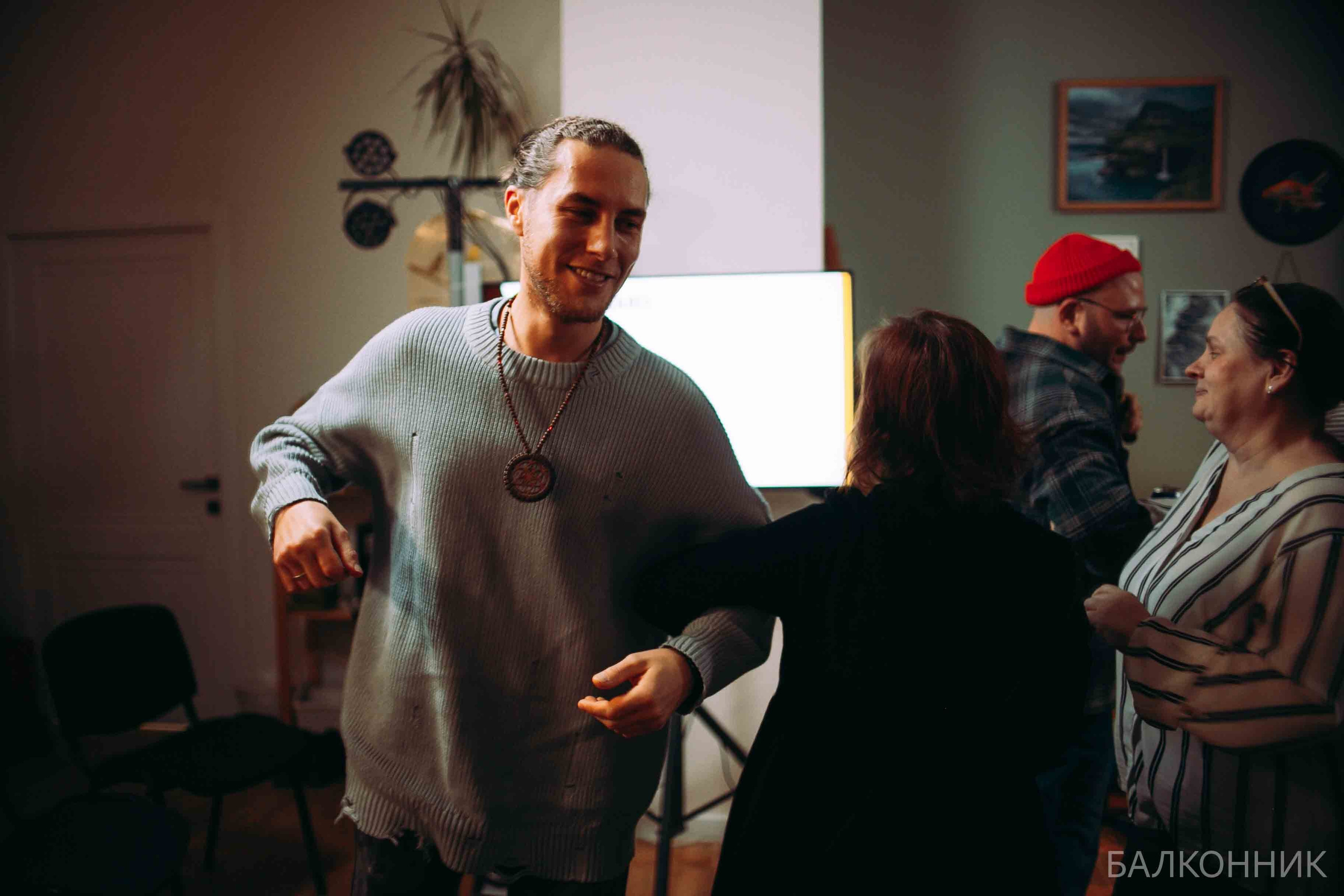 «Балконник». Ваш репортажный фотограф Артемий Антонов