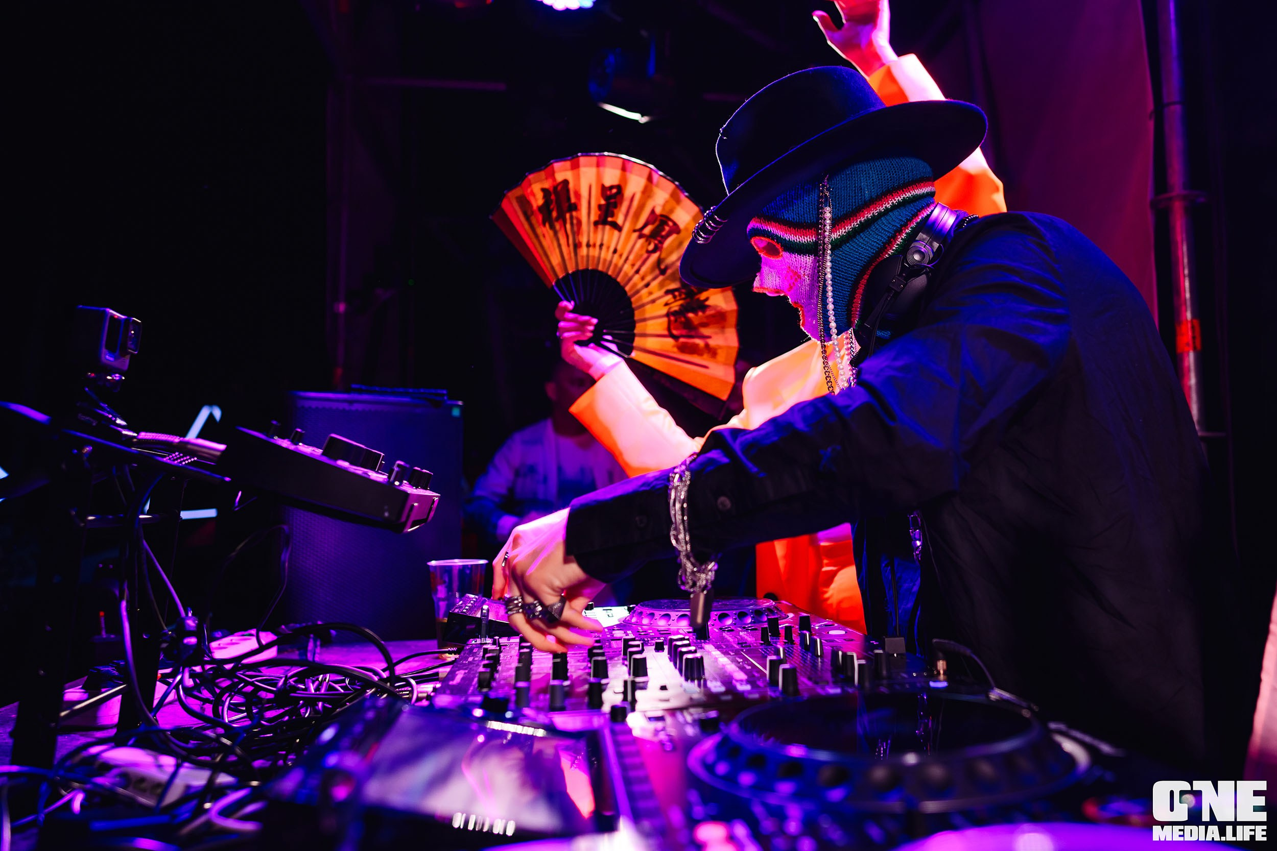 CULT — electronic music festival. Day II. One Media Life: фоторепортажи, фотоотчеты с мероприятий и заведений