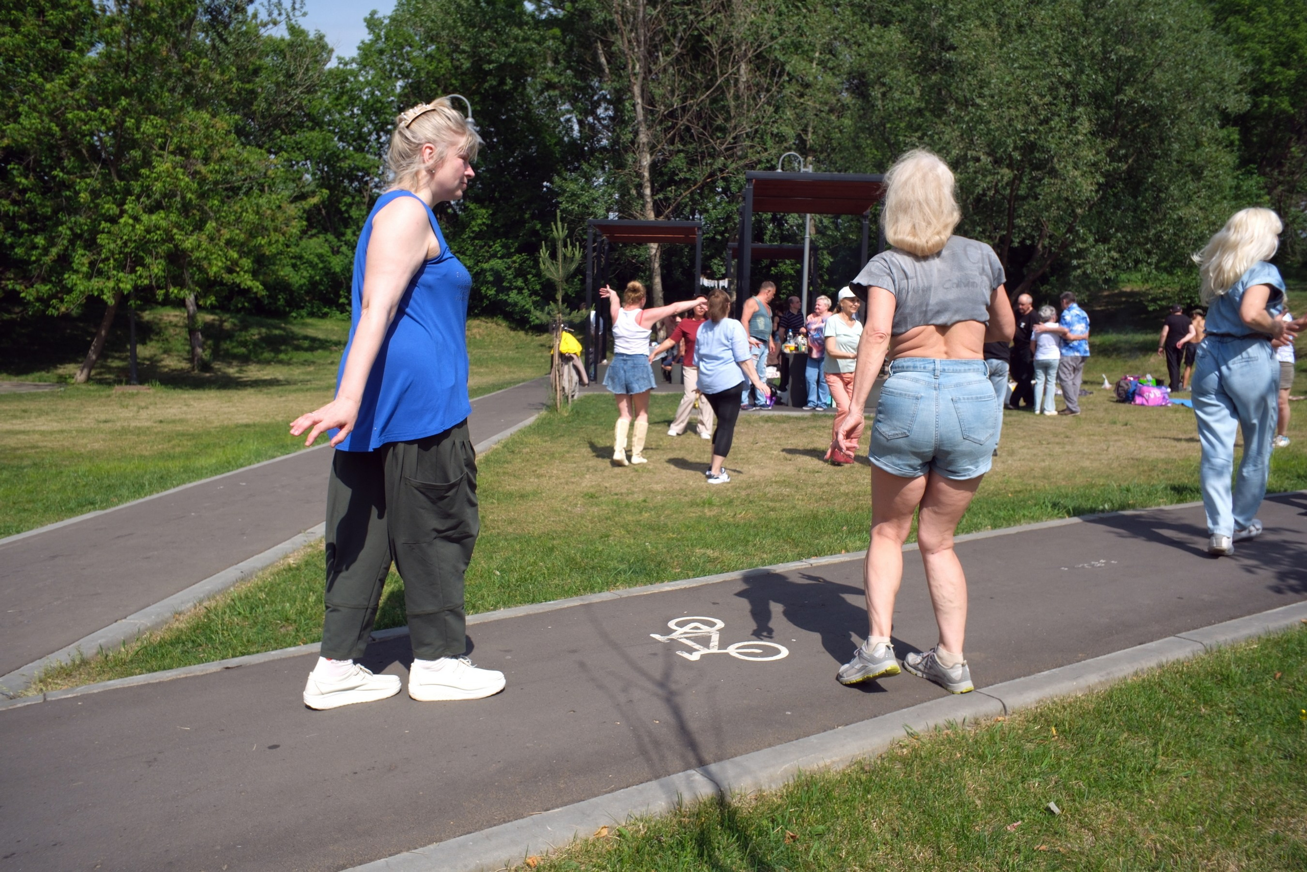 31.05.2025. Покровский парк. Активное долголетие. Улица, люди, жизнь…