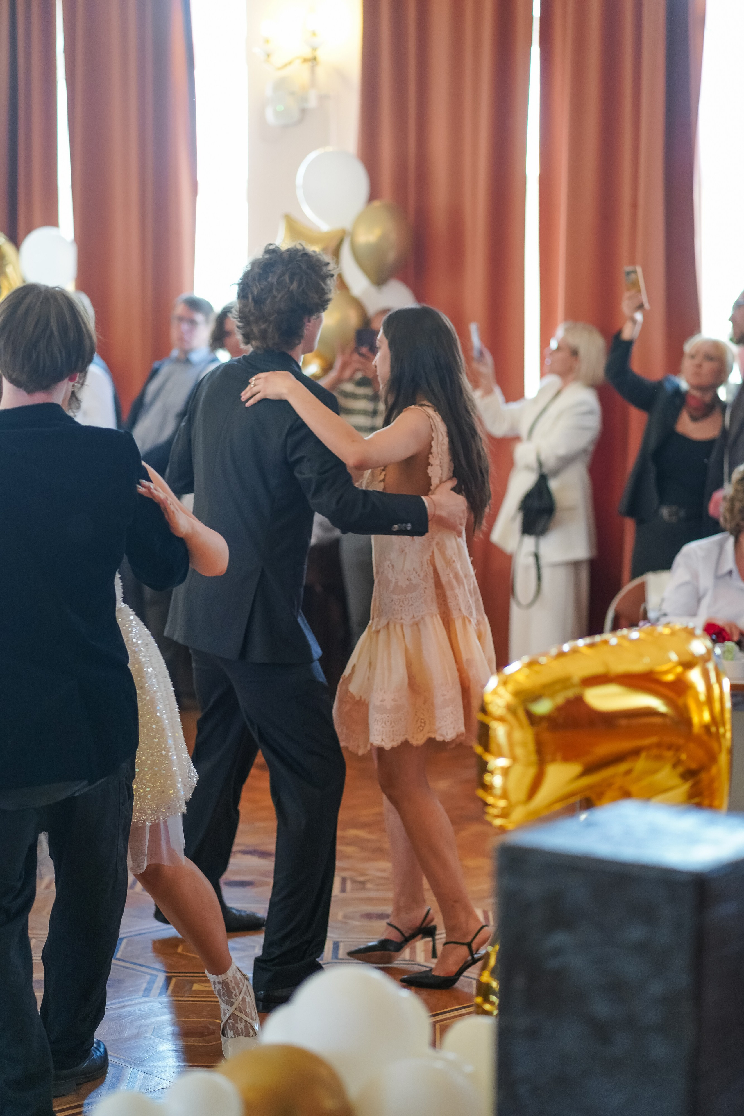 Выпускной 11 класс. Школьные альбомы и альбомы для детского сада. Юлия Осипова. Москва