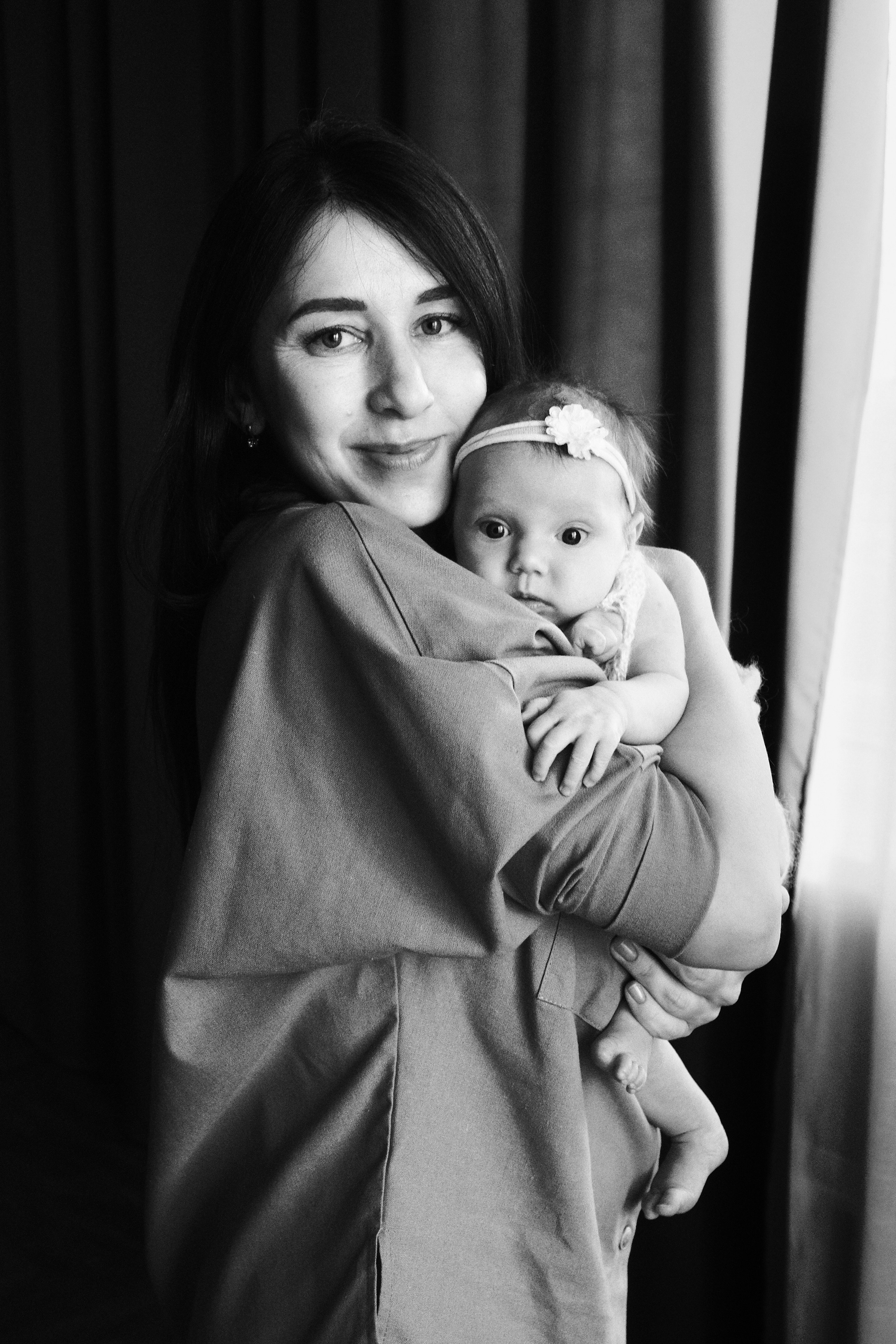 Маша с дочерьми. Фотограф Наташа Лисица