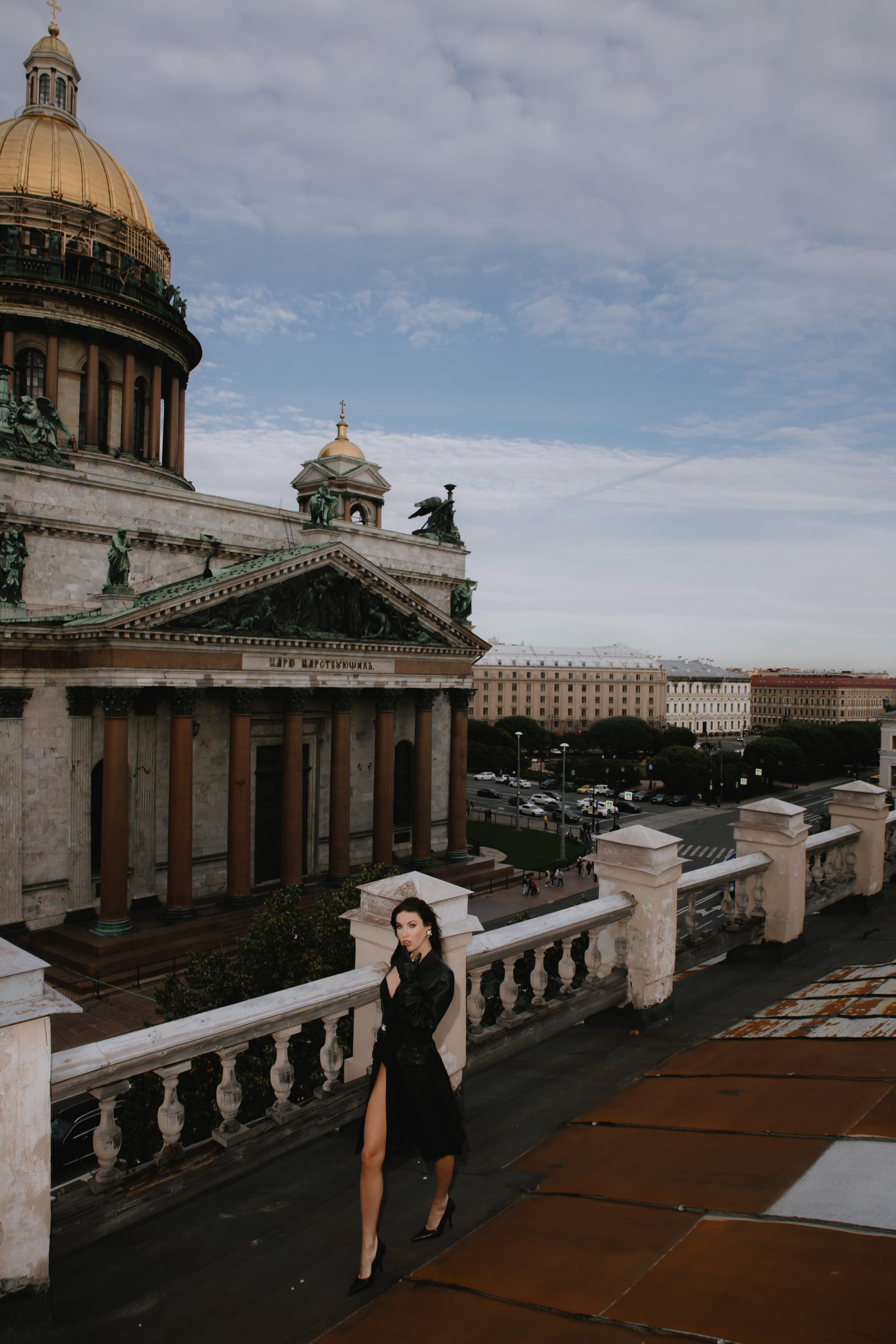 Вероника (съемка на крыше). Фотограф в Москве и Санкт-Петербурге Дарина
