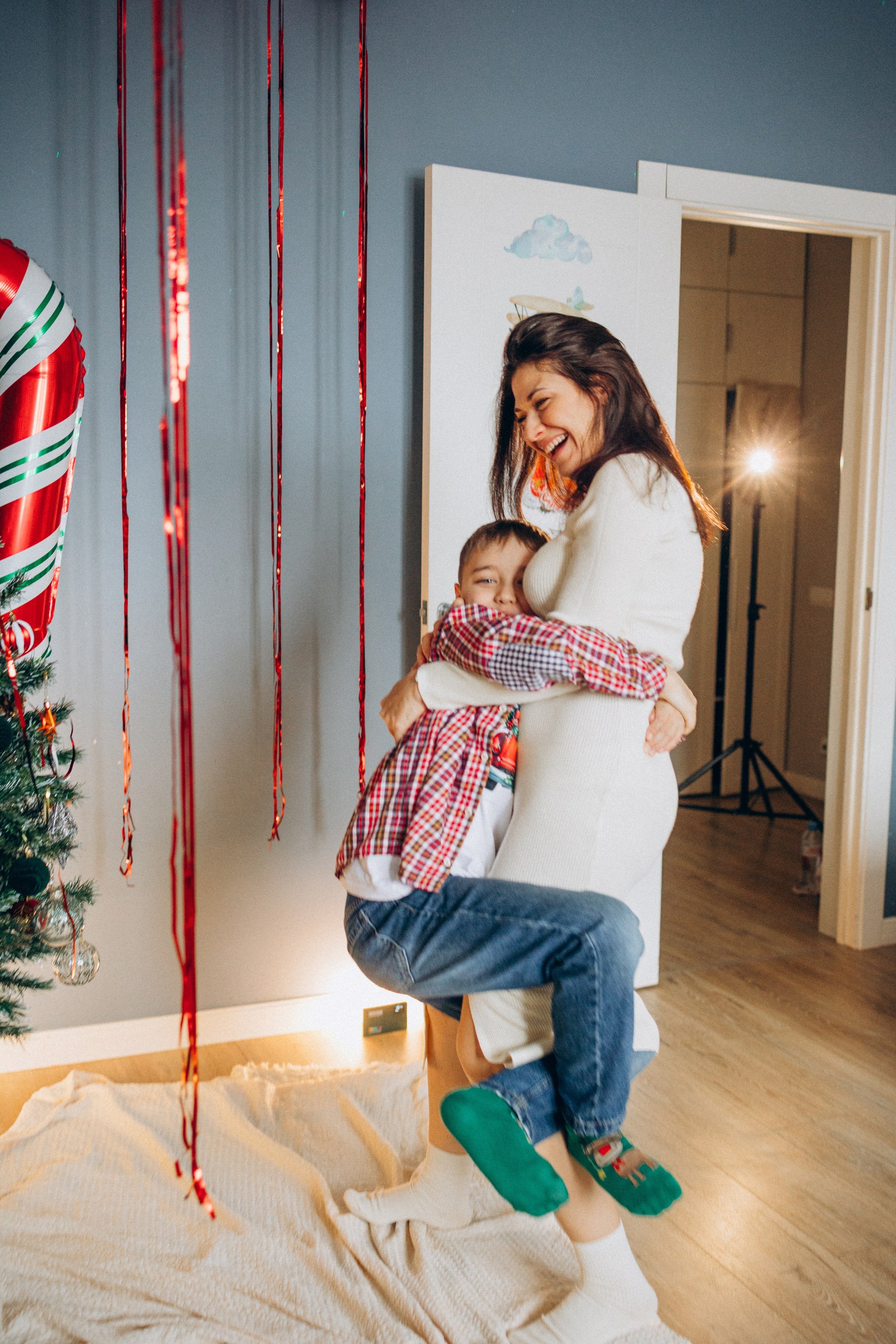 Семья — это тепло объятий и свет улыбок!. Фотограф Москва Светлана Кирюшина