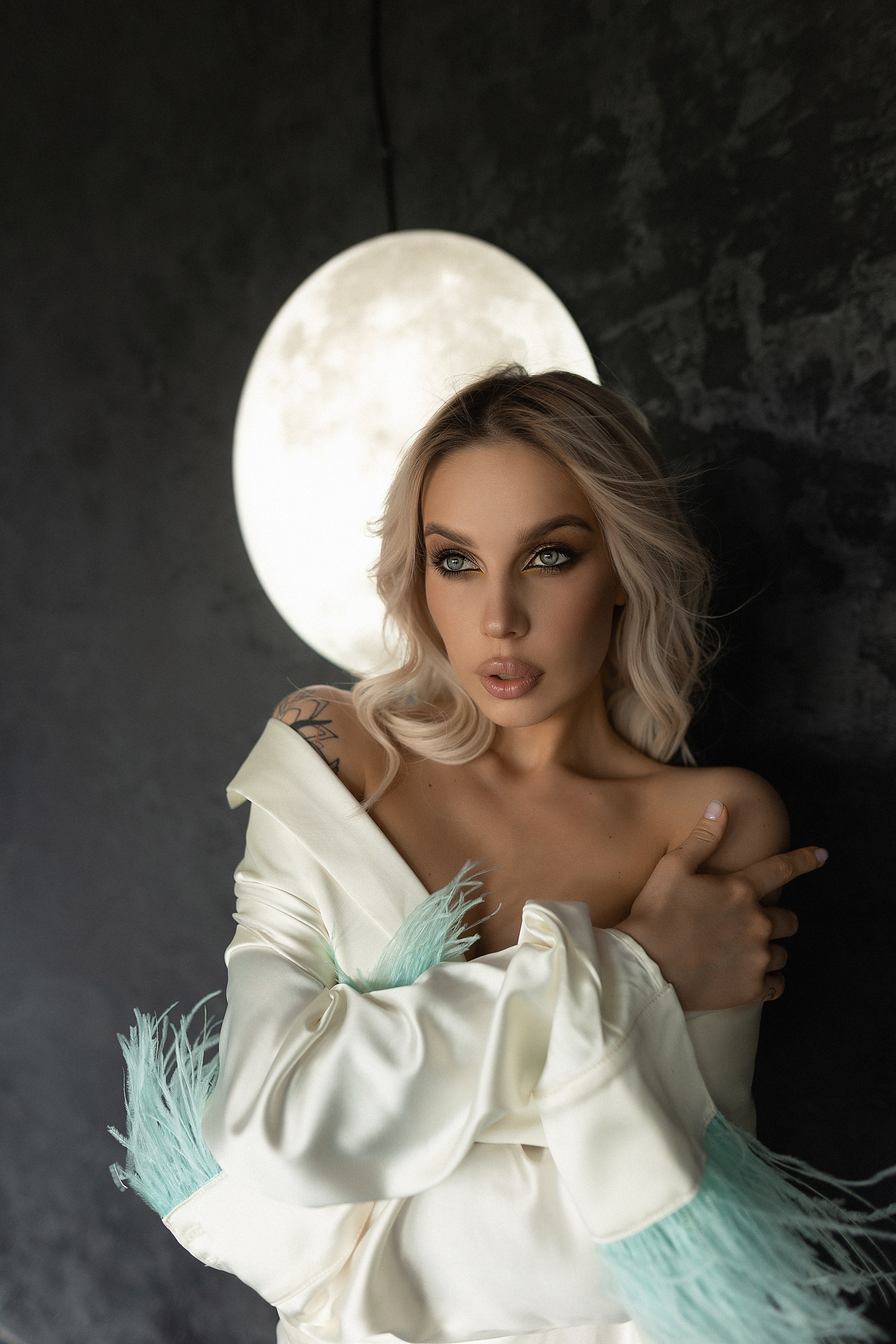 Олеся студия Нирвана. Женский фотограф в Екатеринбурге Марина Логинова