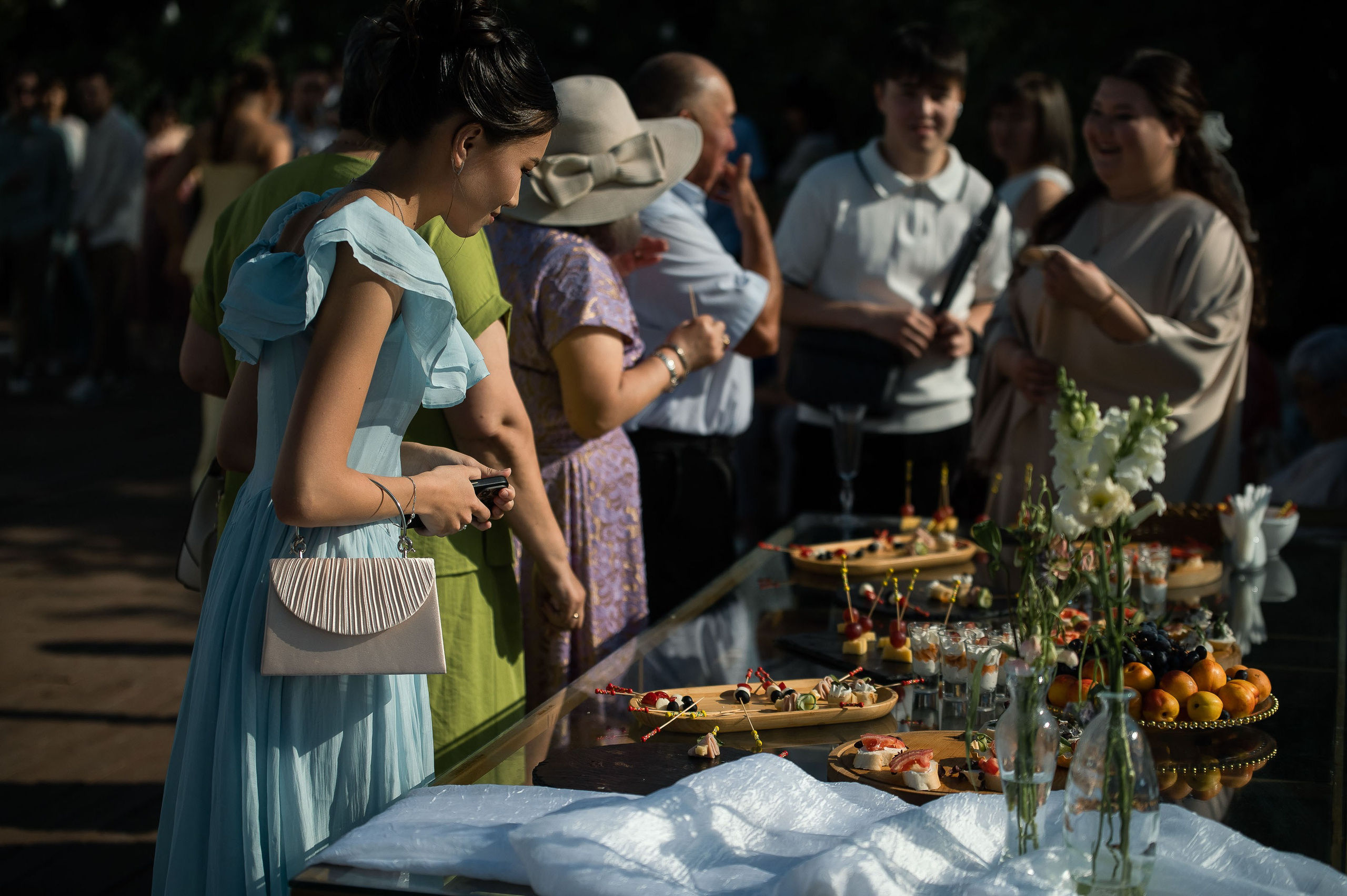 Одним солнечным днем на берегу реки. Евгений Нисковских — свадебный и репортажный фотограф в Тюмени