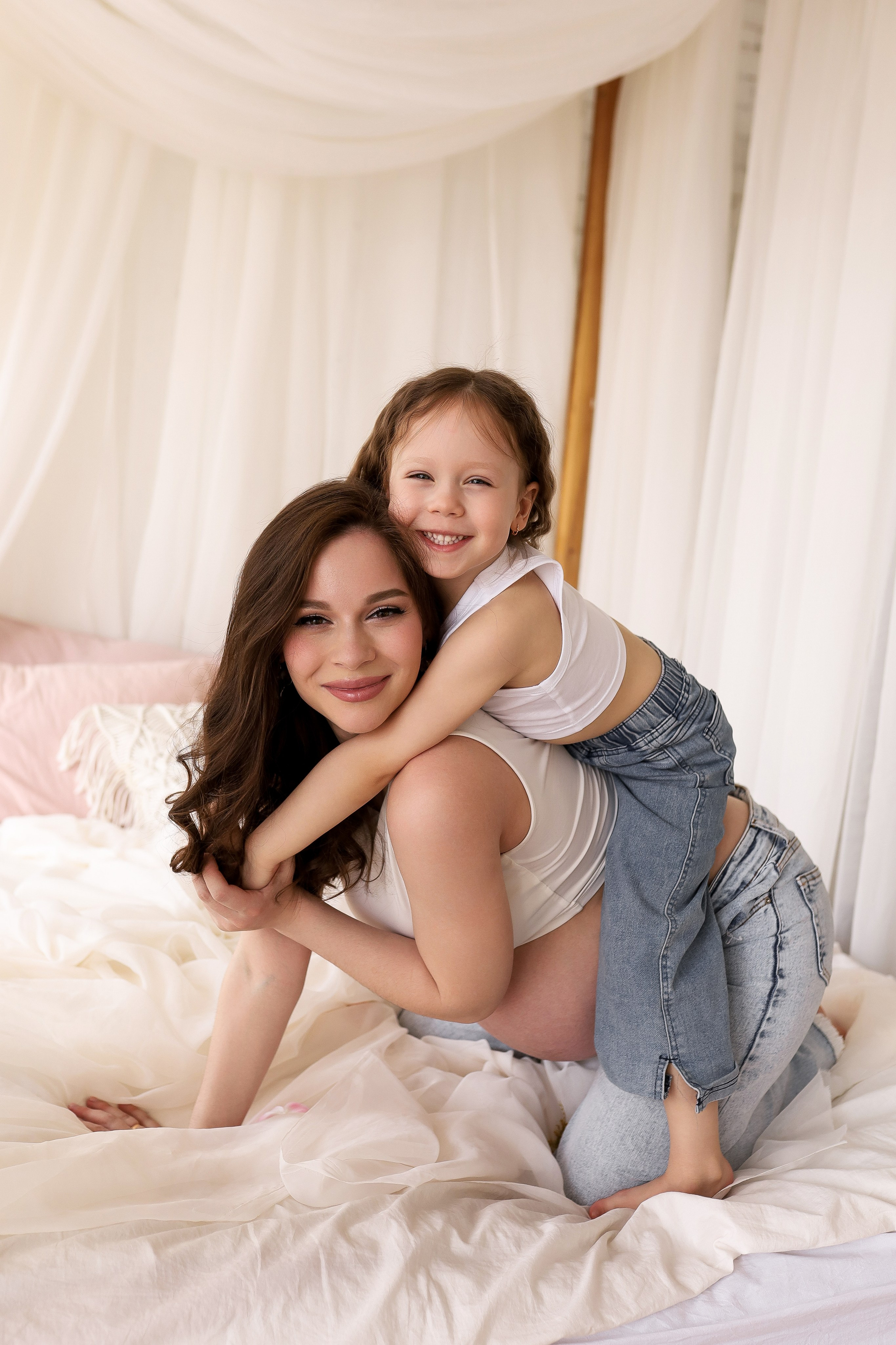 Елена в ожидании. ФОТОГРАФ ХАБАРОВСК АНАСТАСИЯ РАЧЕНКОВА