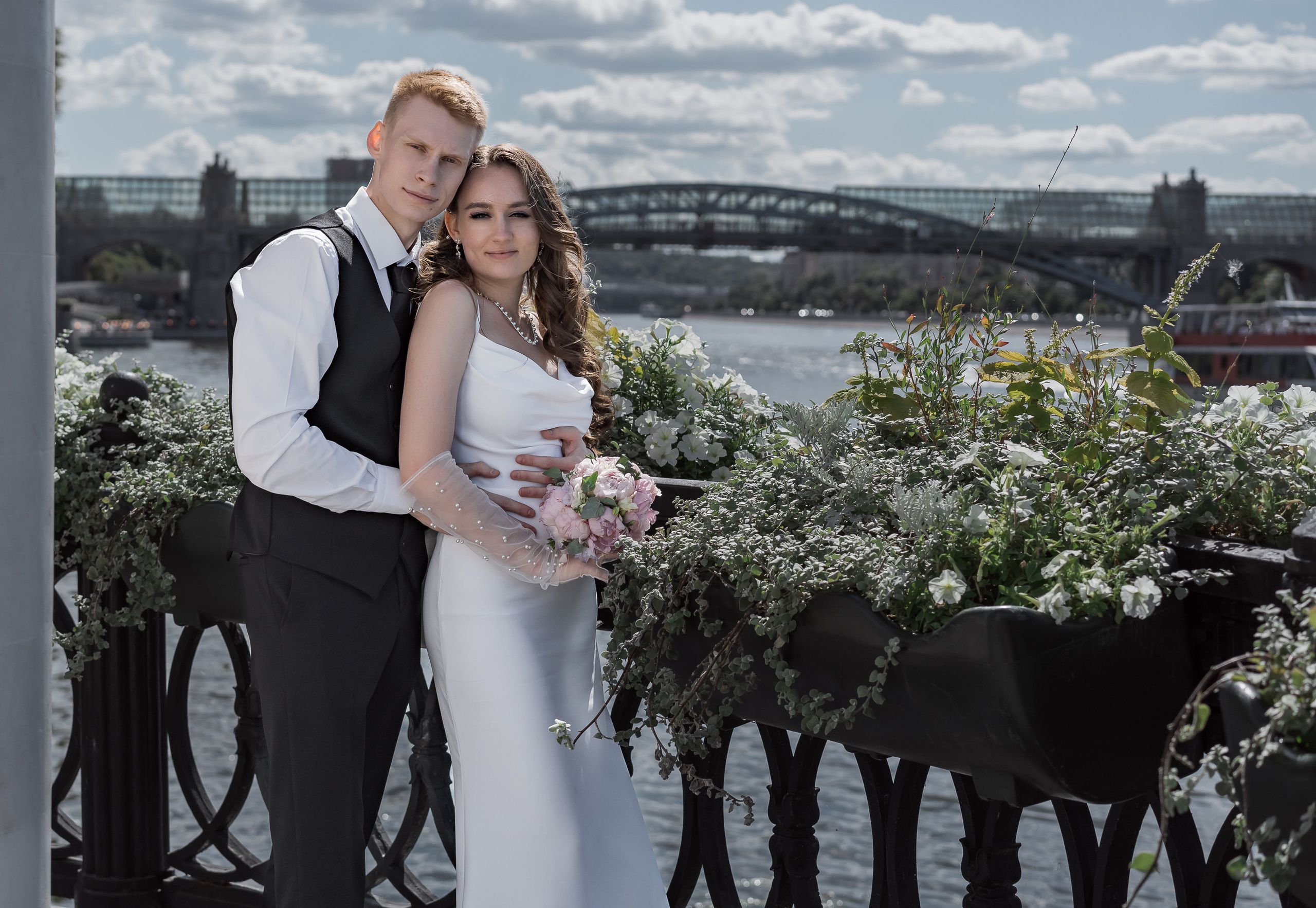 Свадебная прогулка в парке Горького. Портретный фотограф Олеся Владимирова в Москве