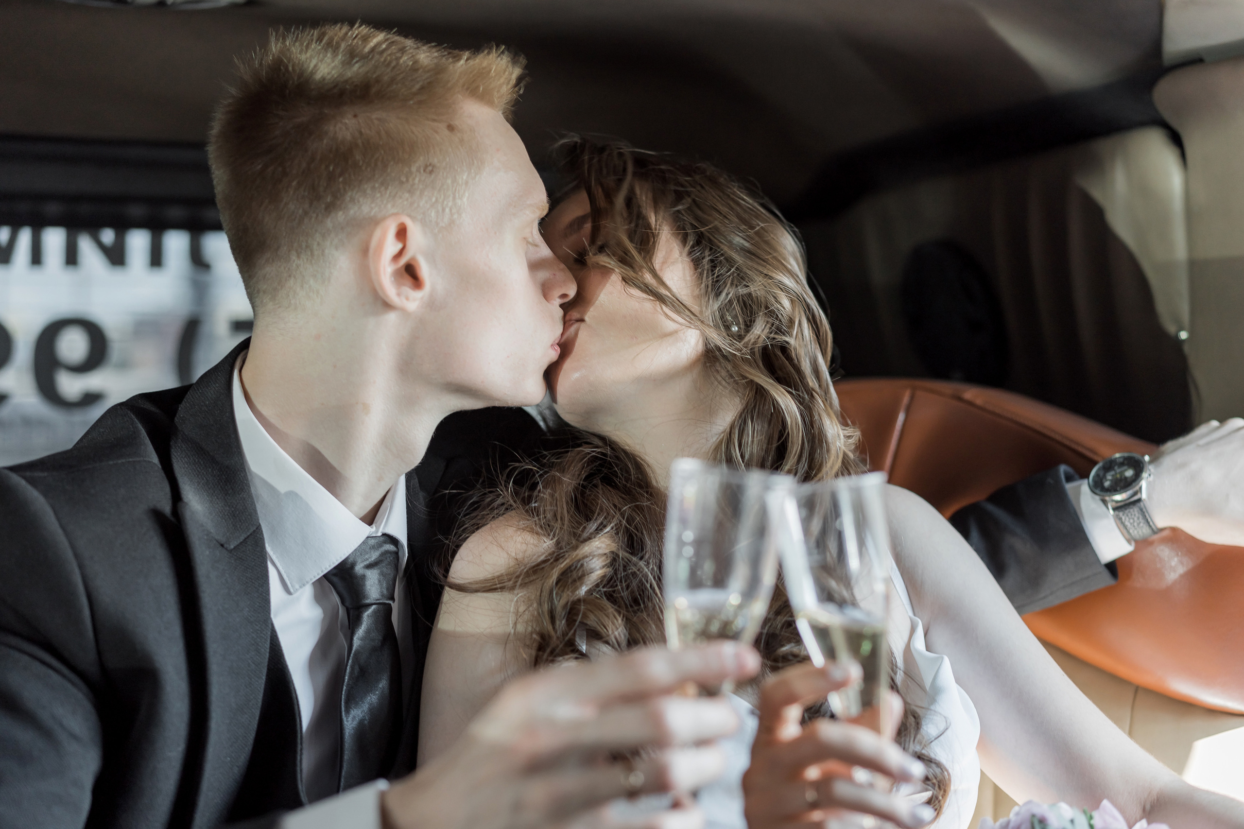 Свадебная прогулка в парке Горького. Портретный фотограф Олеся Владимирова в Москве