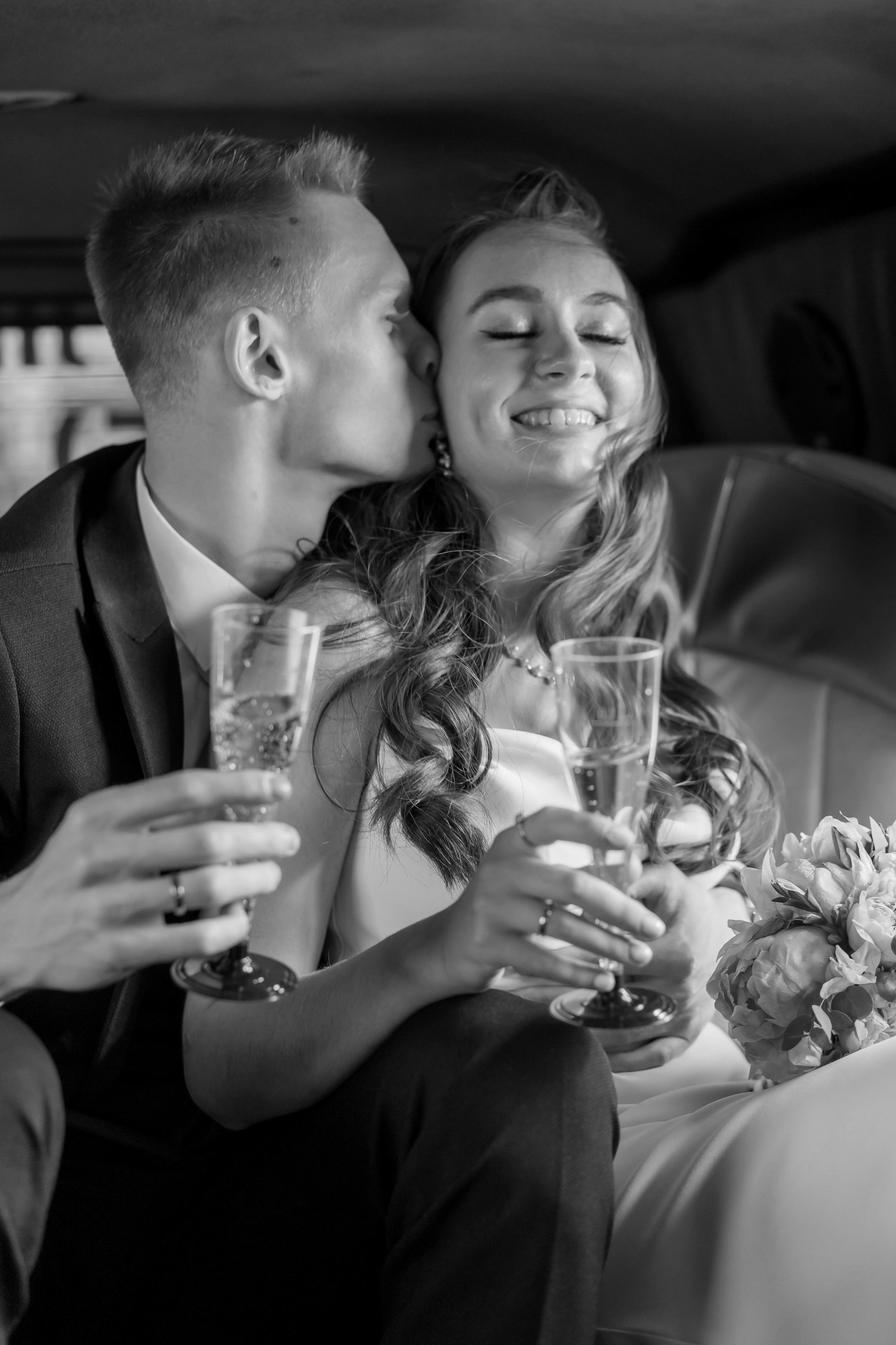 СВАДЕБНАЯ ПРОГУЛКА — ПАРК ГОРЬКОГО.МОСКВА. Портретный фотограф Олеся Владимирова в Москве