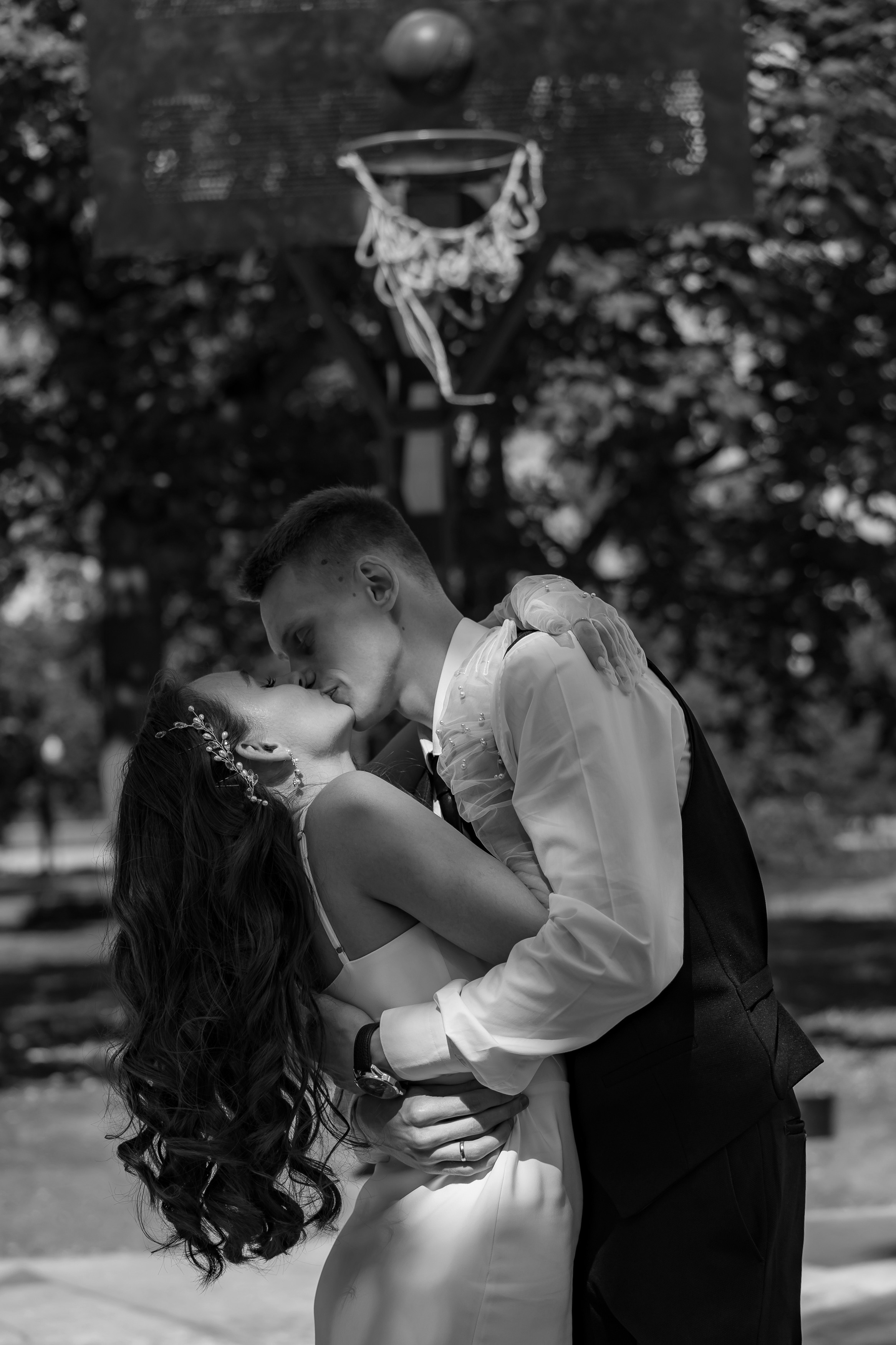 Свадебная прогулка в парке Горького. Портретный фотограф Олеся Владимирова в Москве