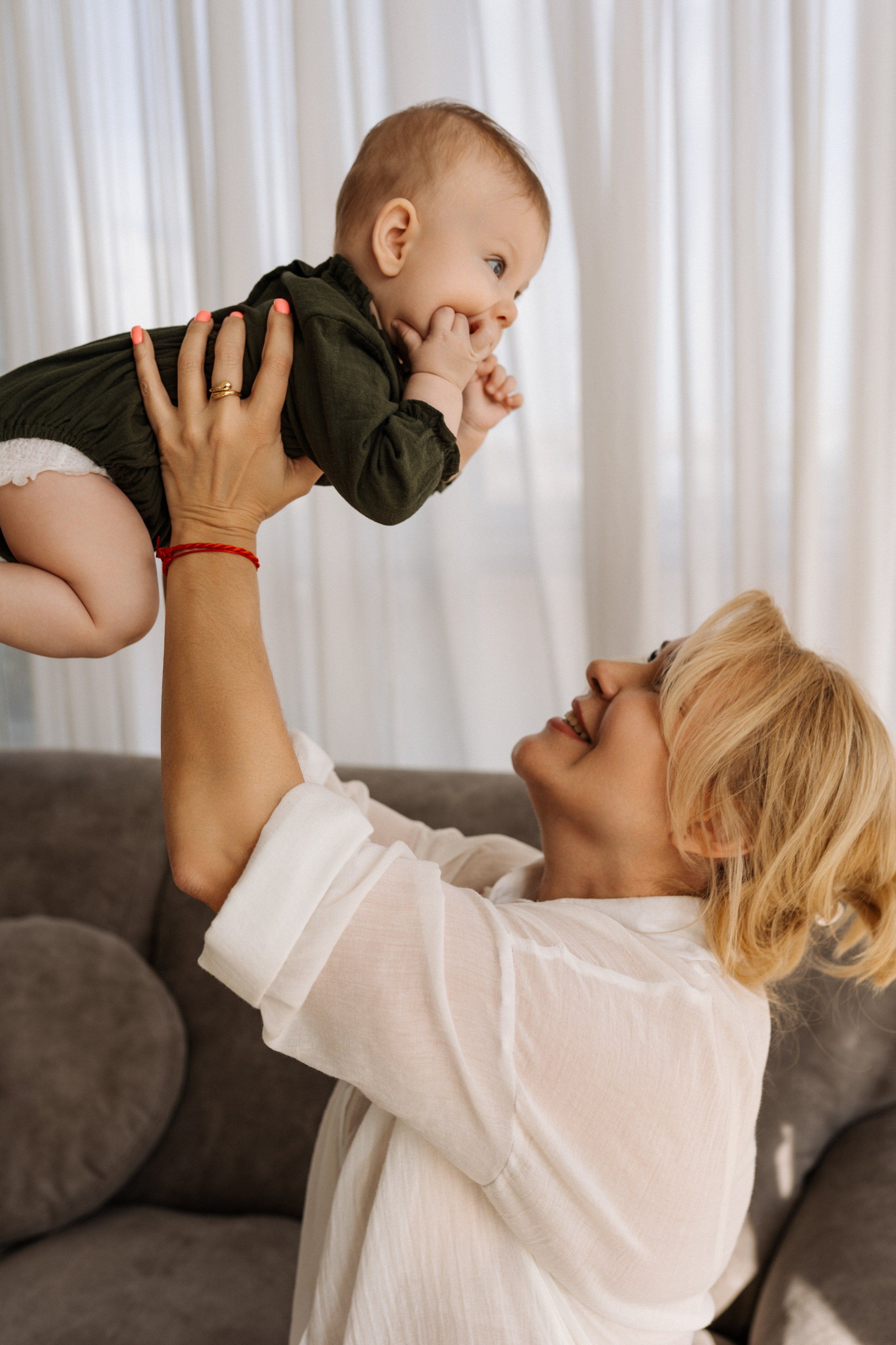 Семейная фотосессия в студии в Москве, семейный фотограф Анна Полушина. Свадебный фотограф в Москве Анна Полушина