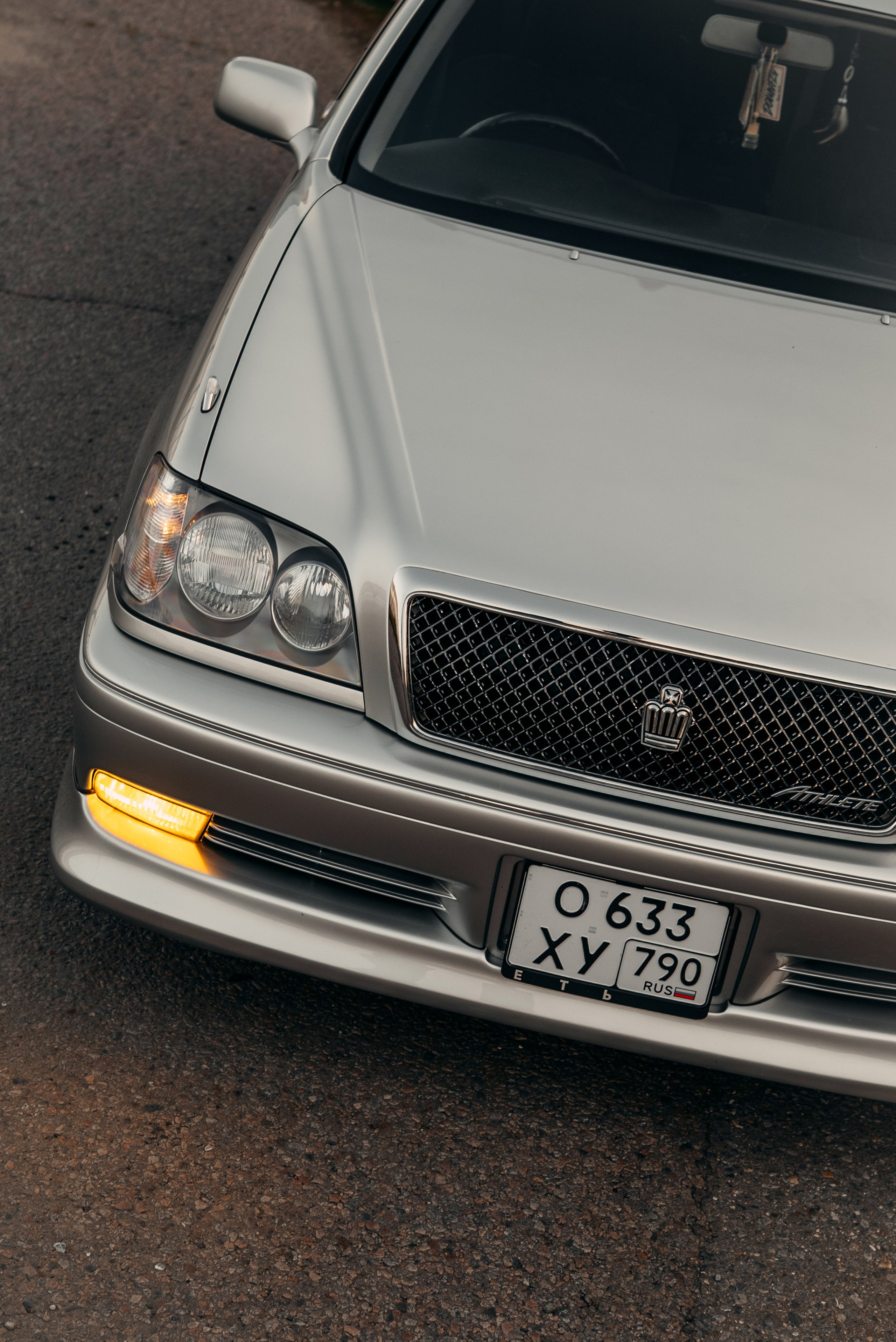 Toyota Crown Estate Athlete V JZS171W. DeLorein