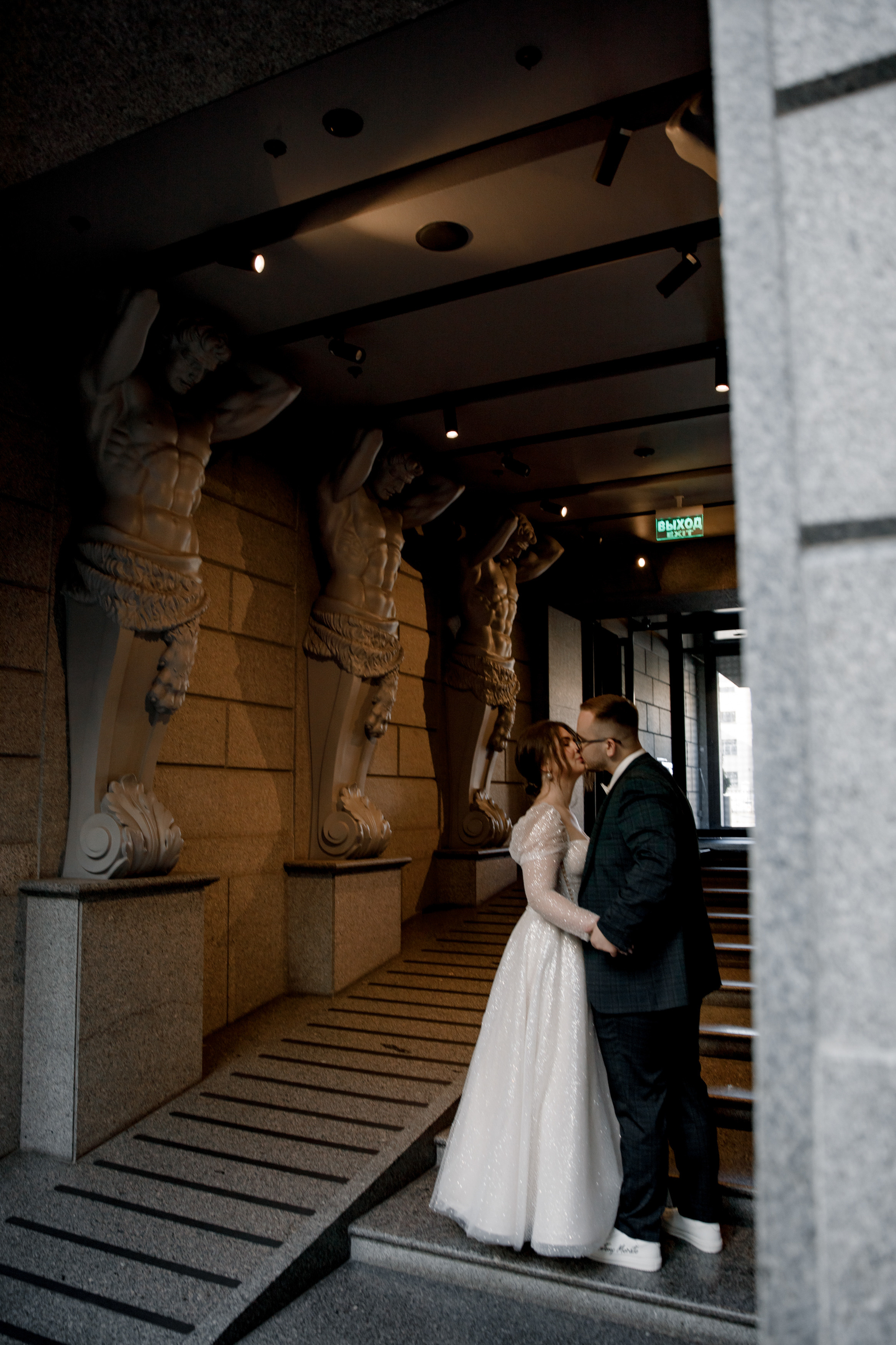 Kirill & Irina. Destination wedding photographer Mary Korenchuk