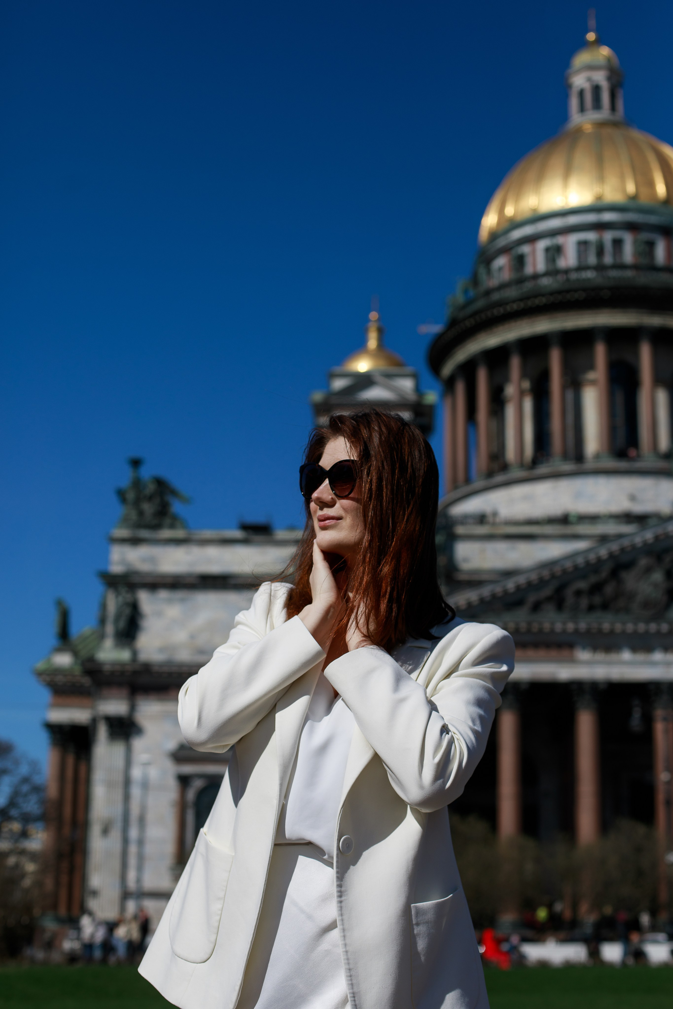 Прогулка у Исаакиевского собора с Александрой. Фотограф в Санкт-Петербурге Таня Михайлова