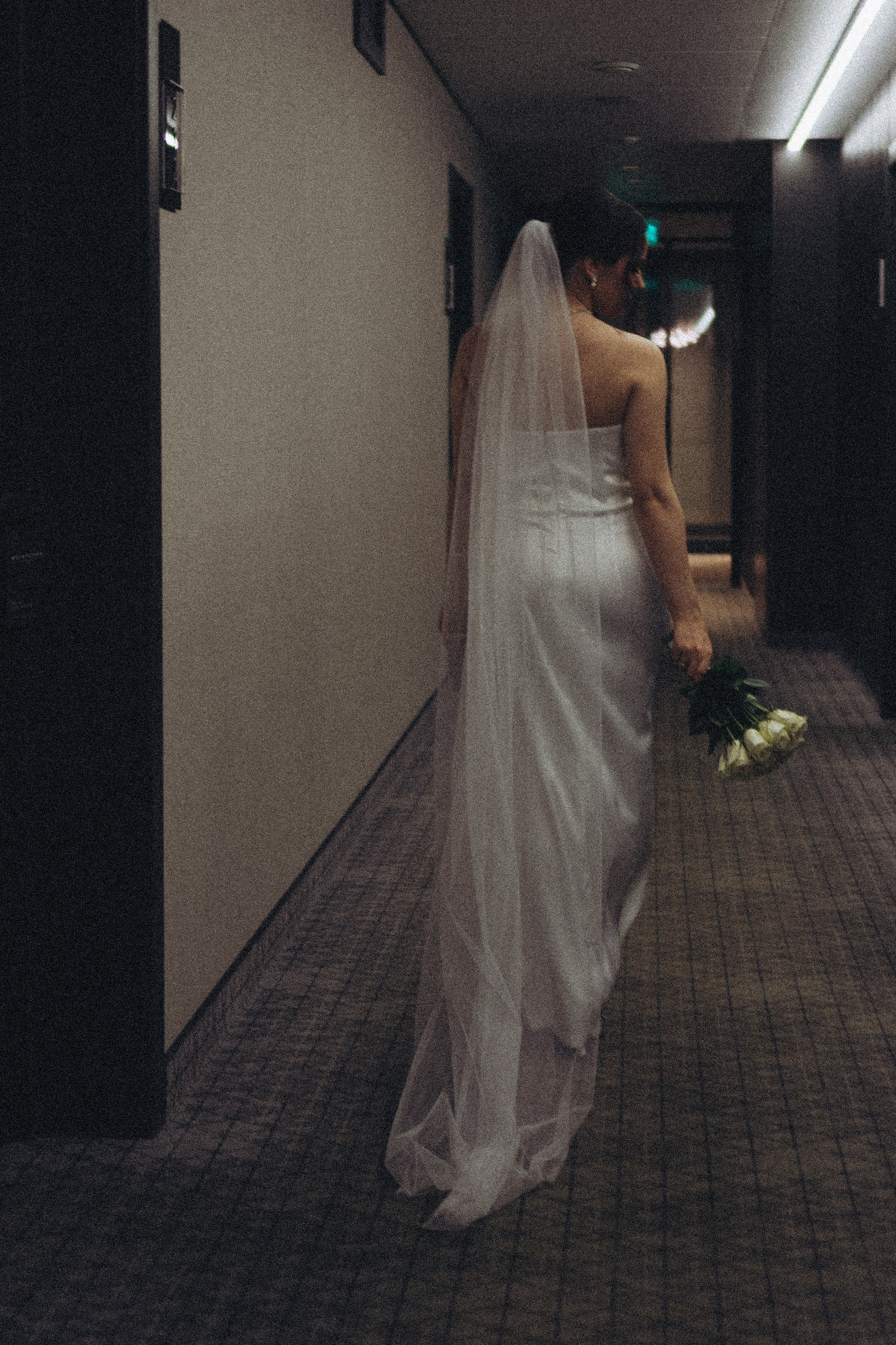 СВАДЕБНАЯ СЬЕМКА СБОРОВ ЖЕНИХА И НЕВЕСТЫ В ОТЕЛЕ И ТАКЖЕ ФОТОСЕССИИЯ В ОТЕЛЕЕ МЕГАПОЛИС БРЯНСК. Профессиональный фотограф, Санкт-Петербург — Виктория Богомолова