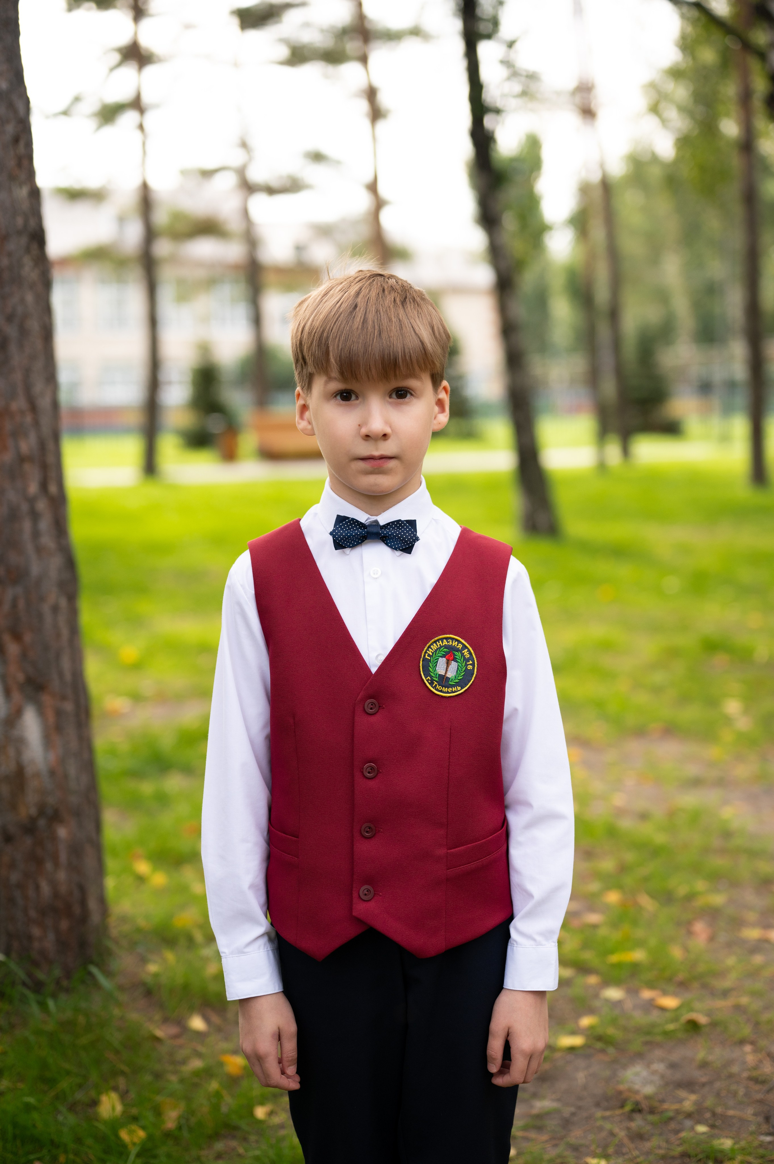 1 сентября 16 гимназия 2 класс (линейка + в классе+ на улице). Фотограф новорожденных, семейный детский в Тюмени Татьяна Морозова