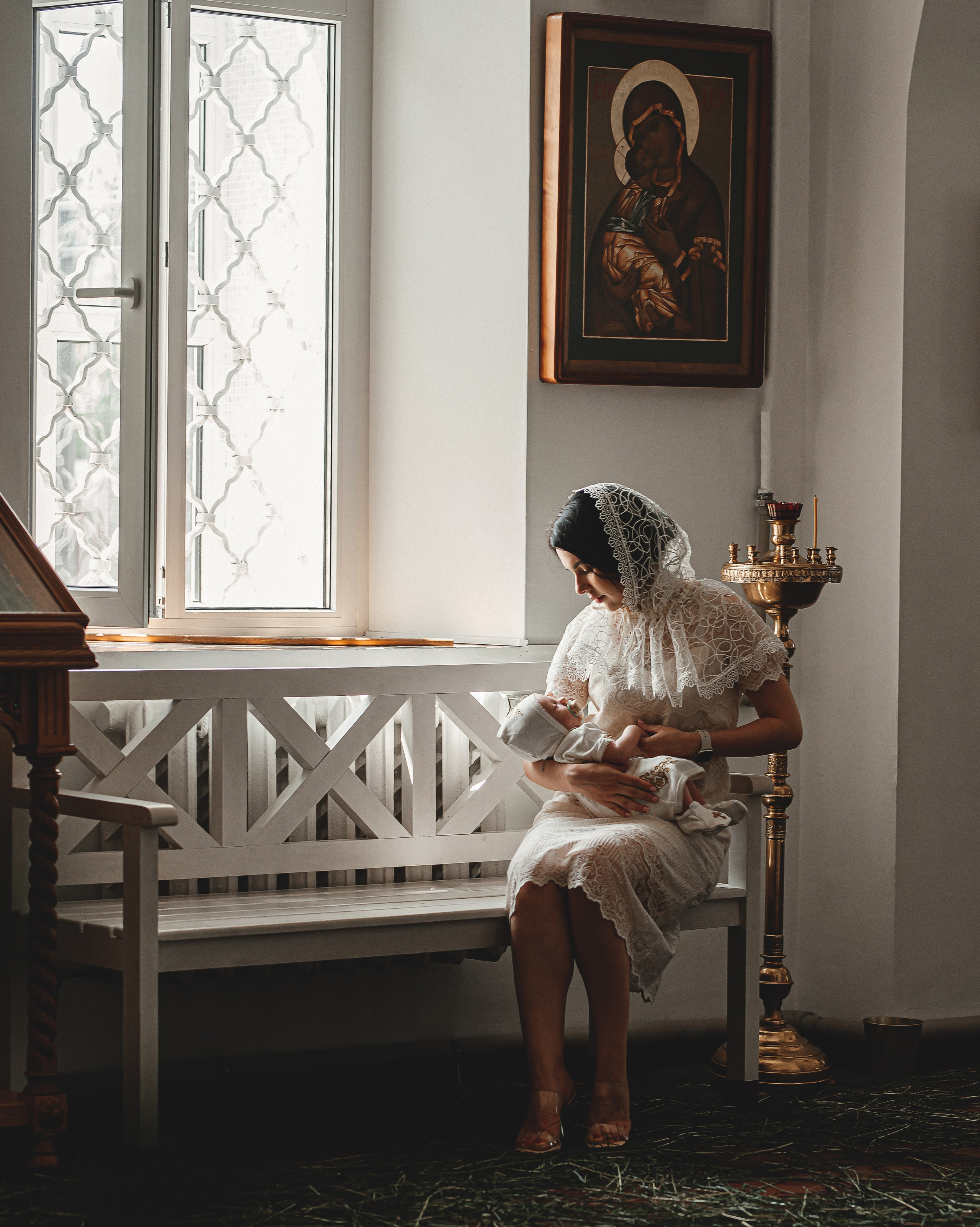 Таинство Крещения Мирона. Фотограф Таинств Крещения и Венчания в г. Курске