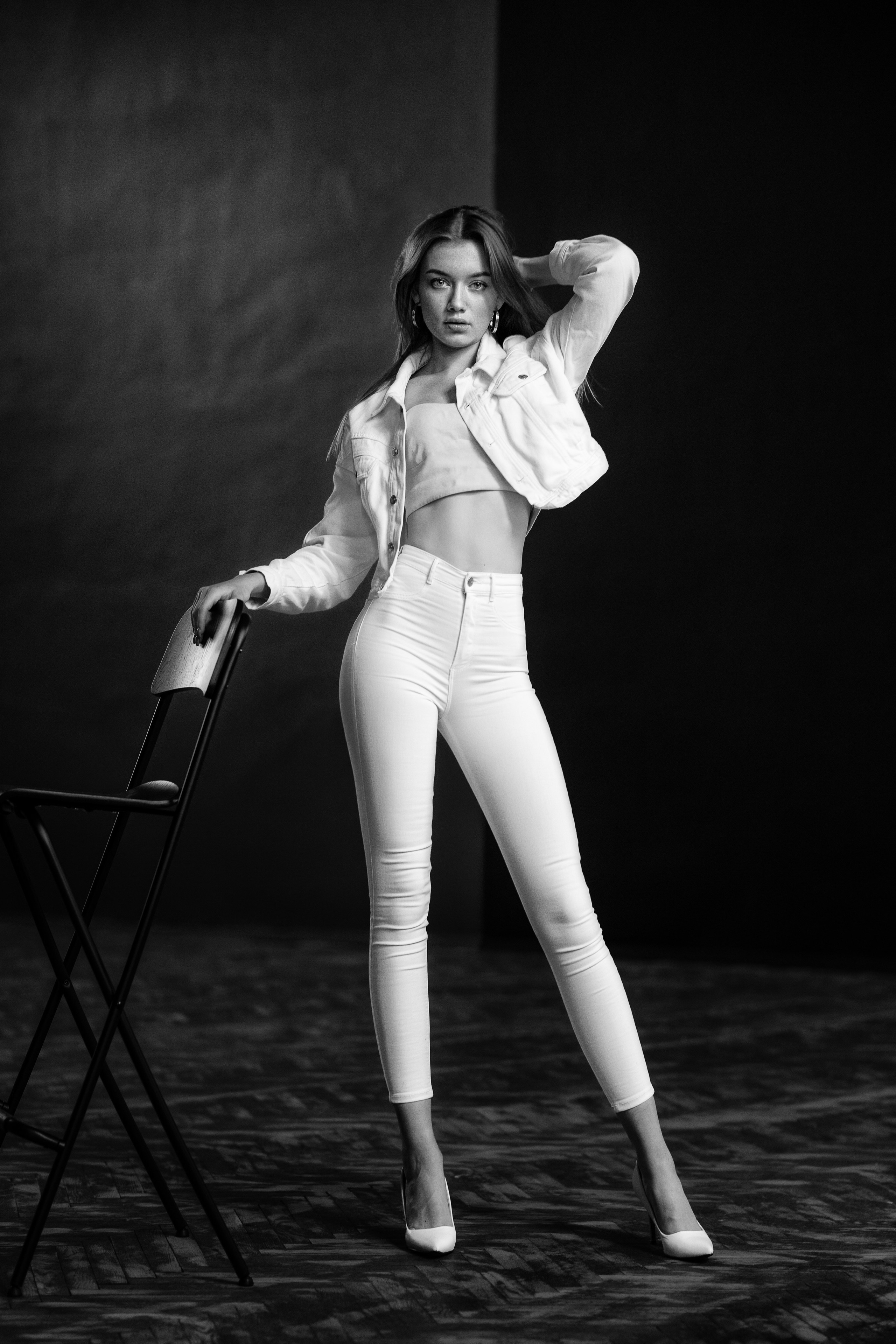 Съемка с Екатериной в минимальном интерьере в формате для «себя»