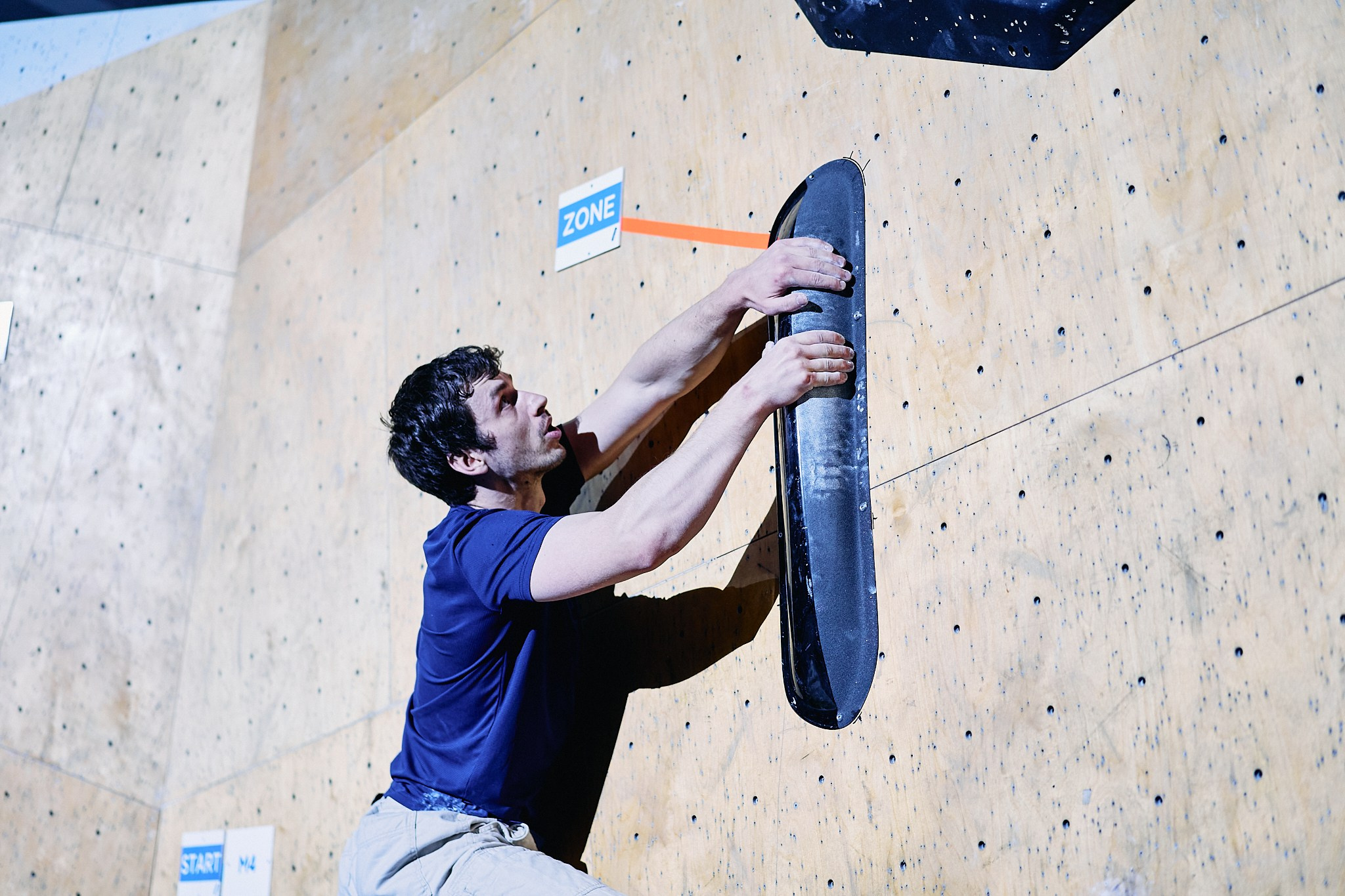 Bouldering Competition (Vertical, Vilnius). Photographer in Vilnius