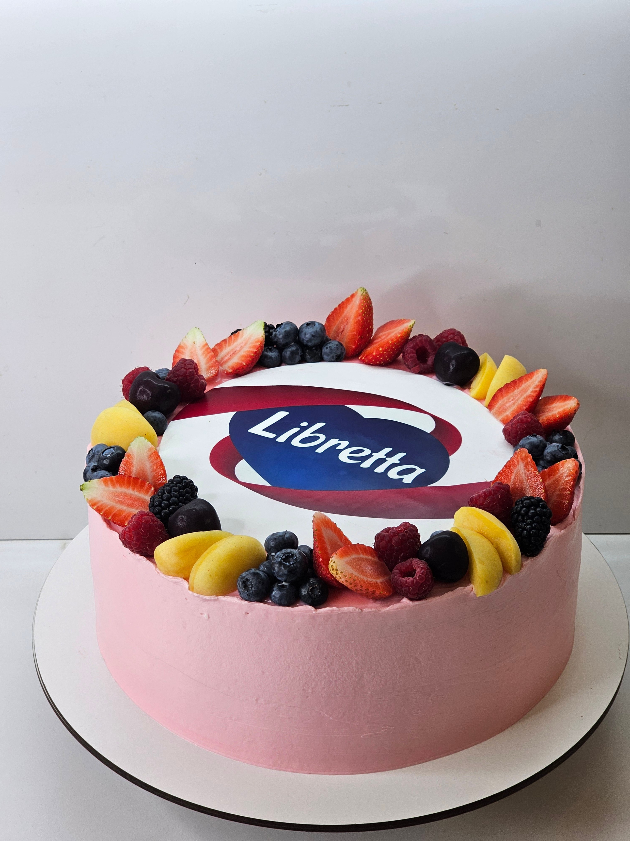 Торты. Katyasugarsugar капкейки, зефир, торты Москва