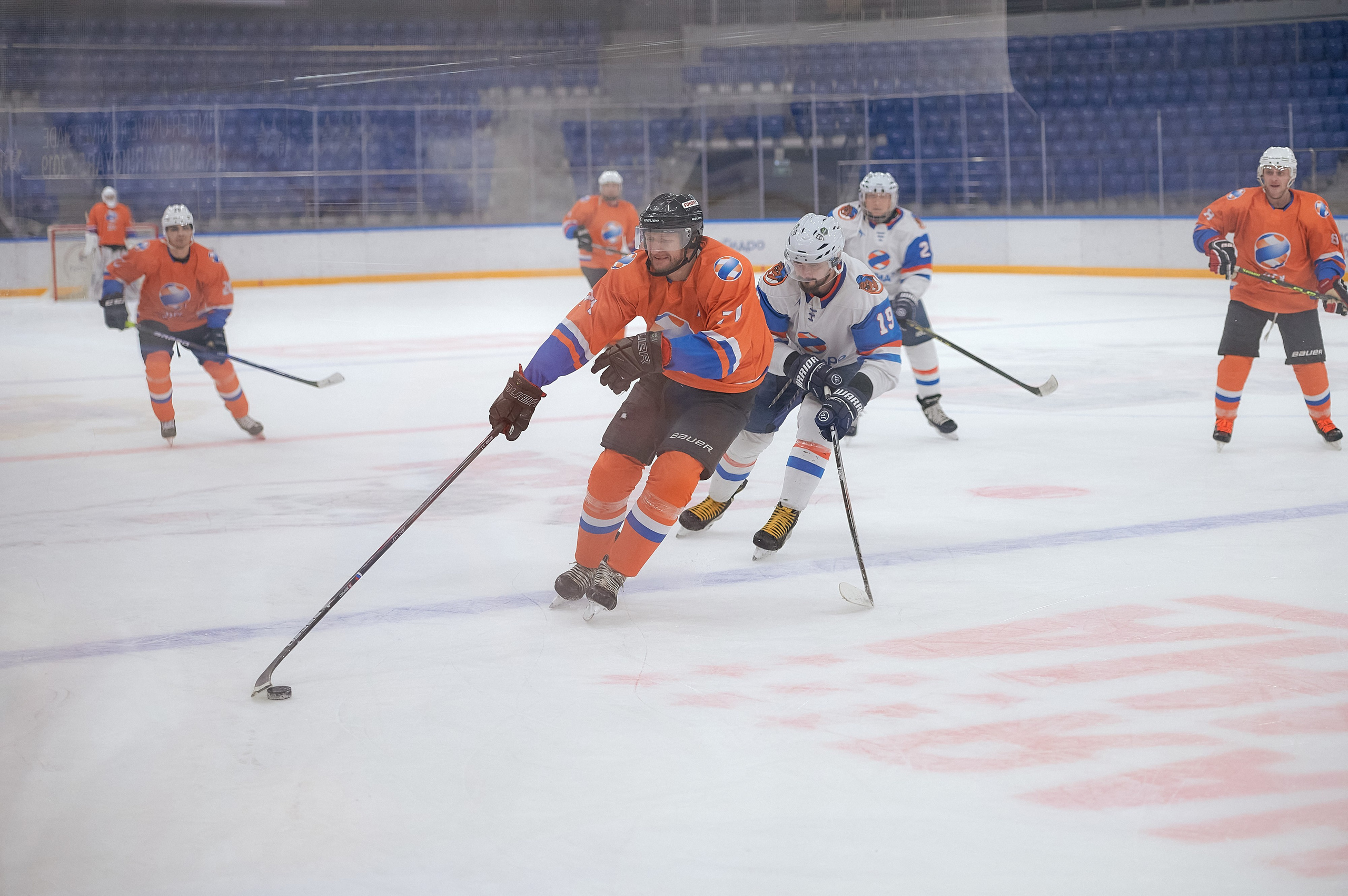 Портфолио репортажной фотосъёмки: Кристалл арена — Хоккей — РусГидро. Фотограф Яковлев Роман — Красноярск