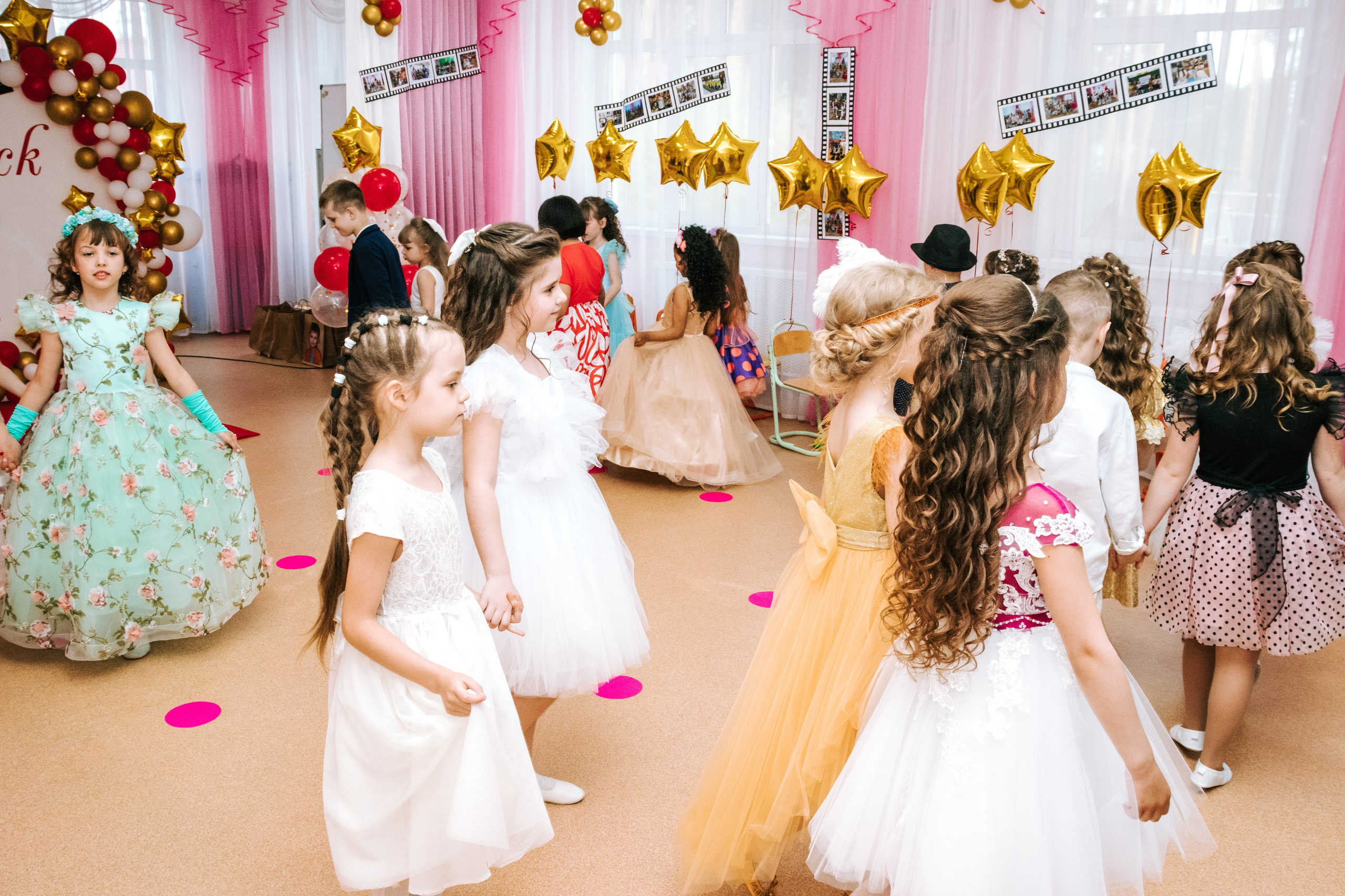 Фотограф на выпускной Детского сада Томск. Фотограф в Томске Дарья Пучкина