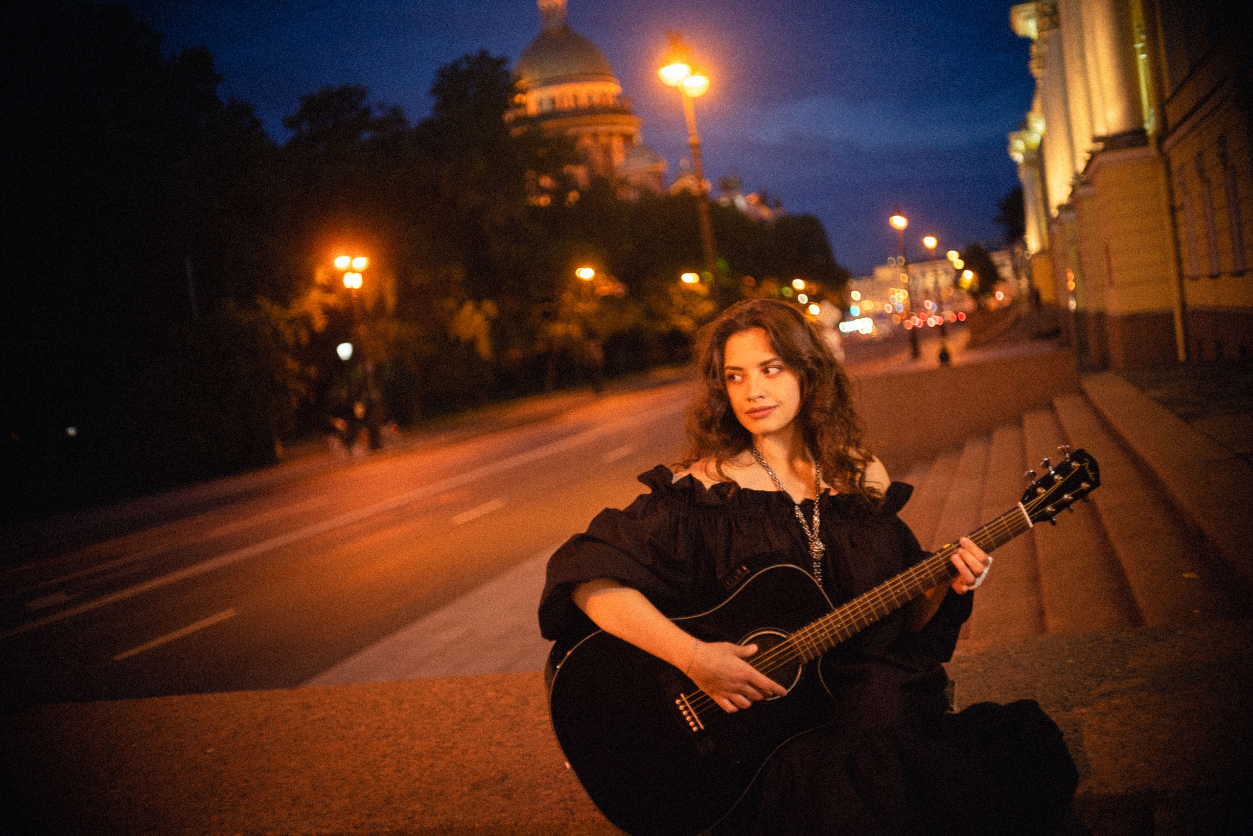 In the middle of the night. Бренд и контентные фотосессии, портреты и лавстори в Санкт-Петербурге