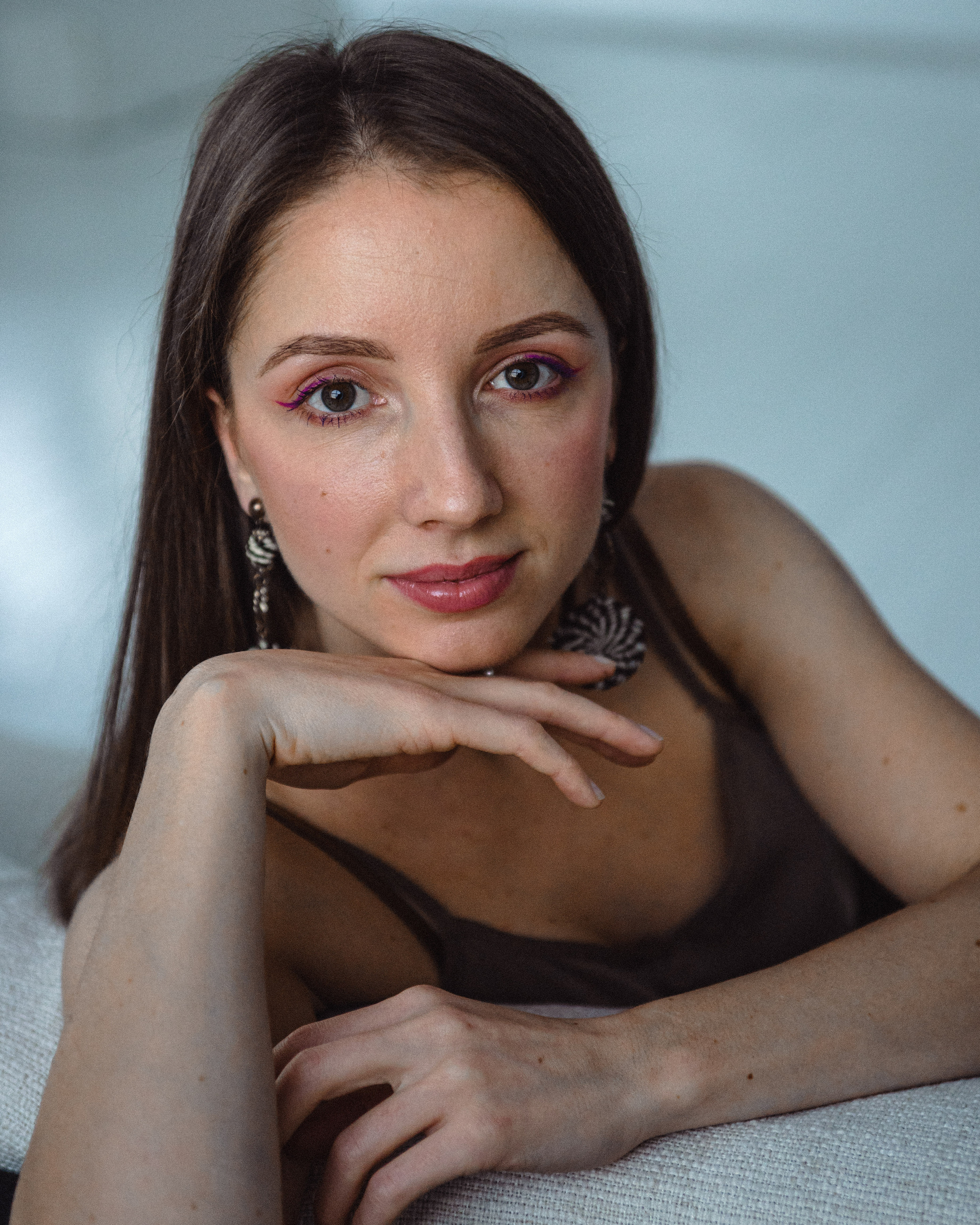 Александра (художница — автор открыток). Бренд и контентные фотосессии, портреты и лавстори в Санкт-Петербурге