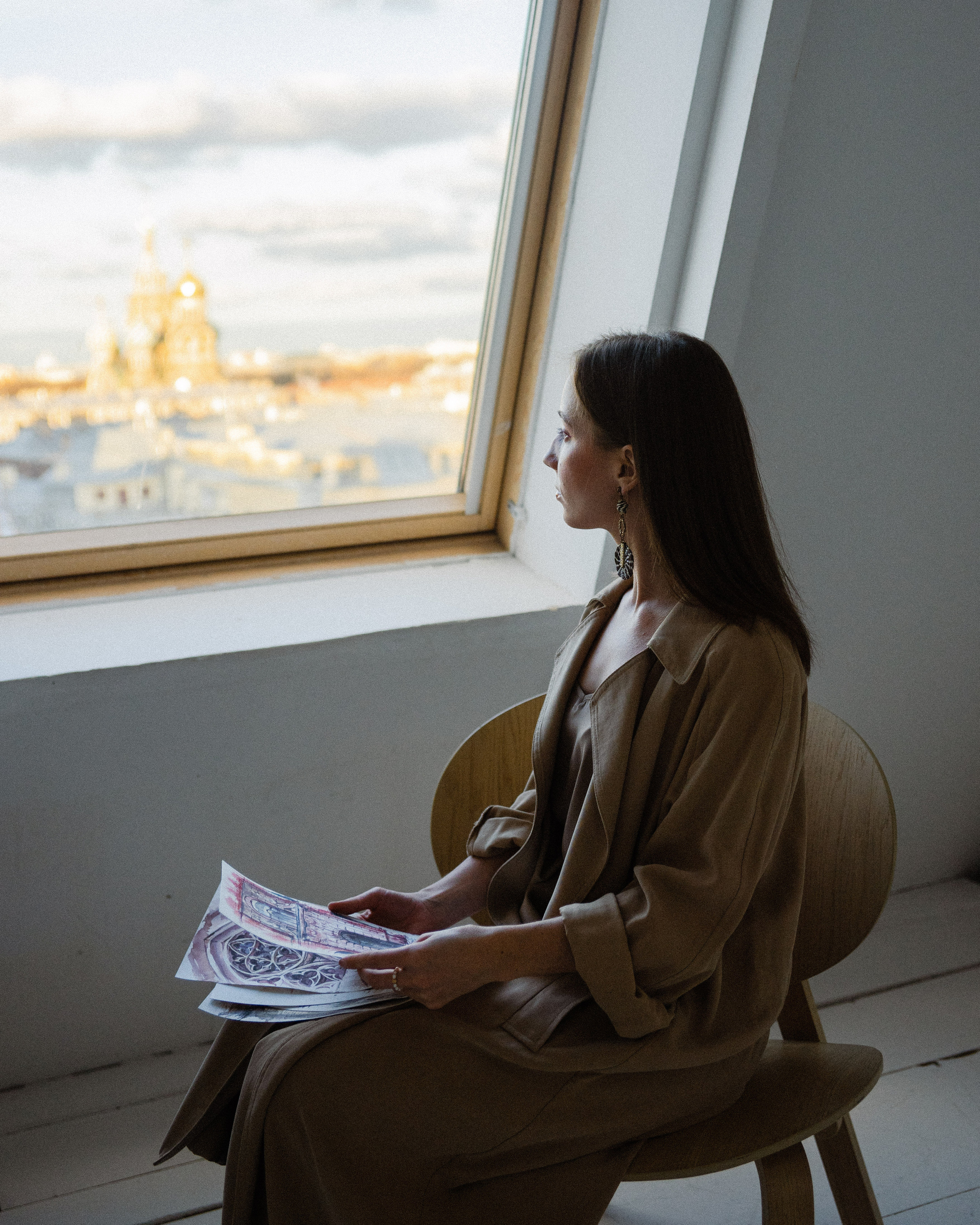 Александра (художница — автор открыток). Бренд и контентные фотосессии, портреты и лавстори в Санкт-Петербурге